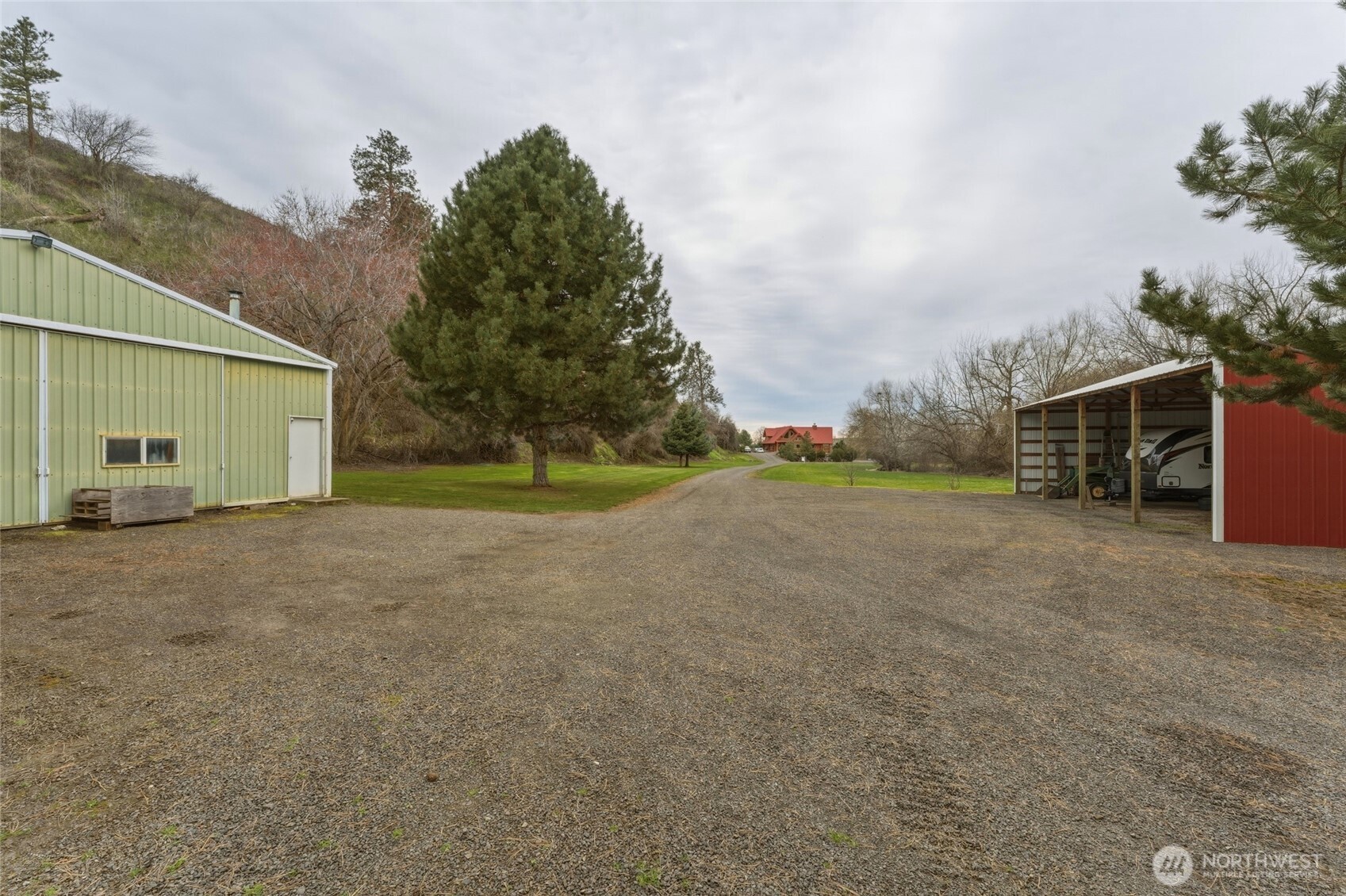 1025 Orchard Street Property Photo 33