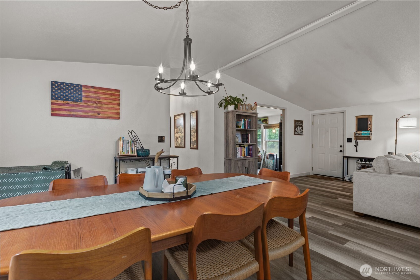 13294 Dogwood Avenue Property Photo 8