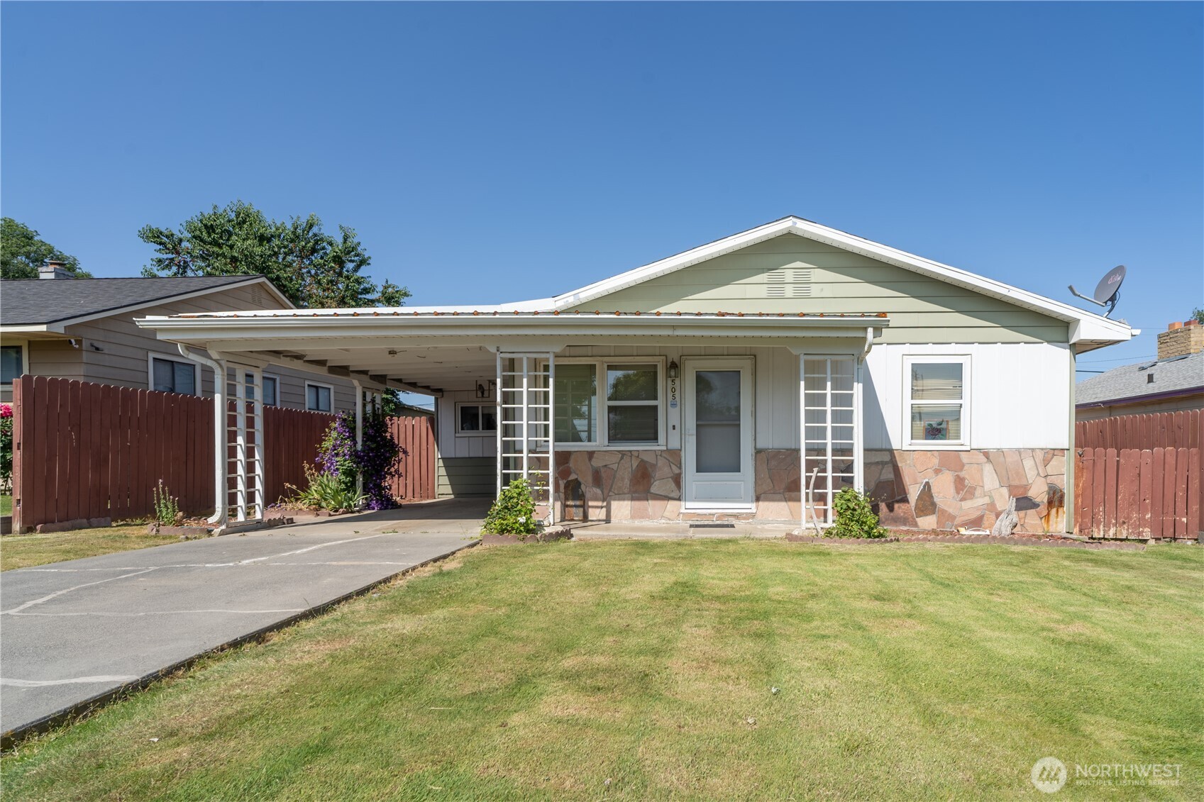 505 S Ash Street Property Photo 1