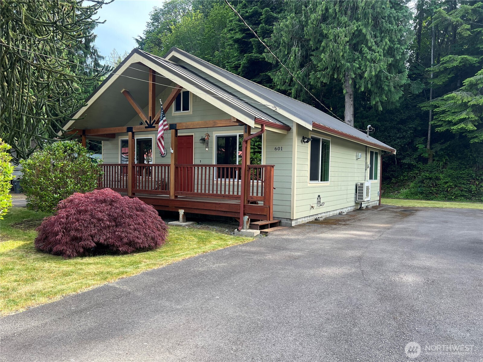 601 Mountain Trail Road Property Photo 3