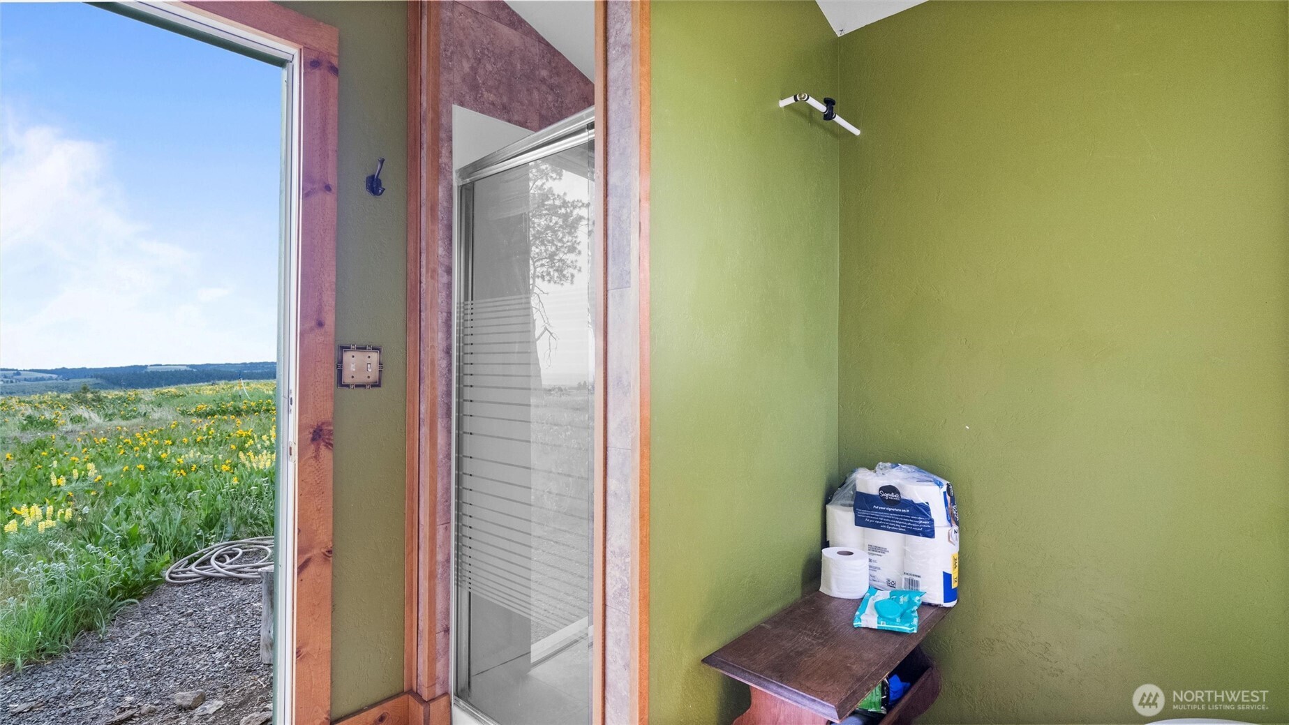 588 Reservoir Lane Property Photo 16