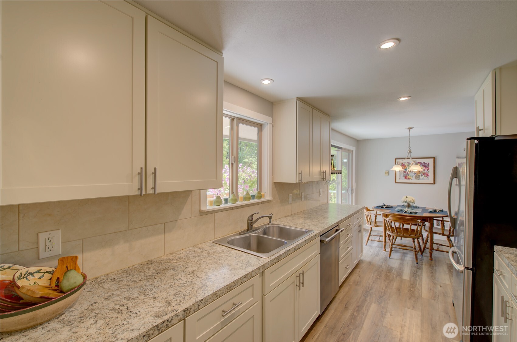 27521 U Street Property Photo 12