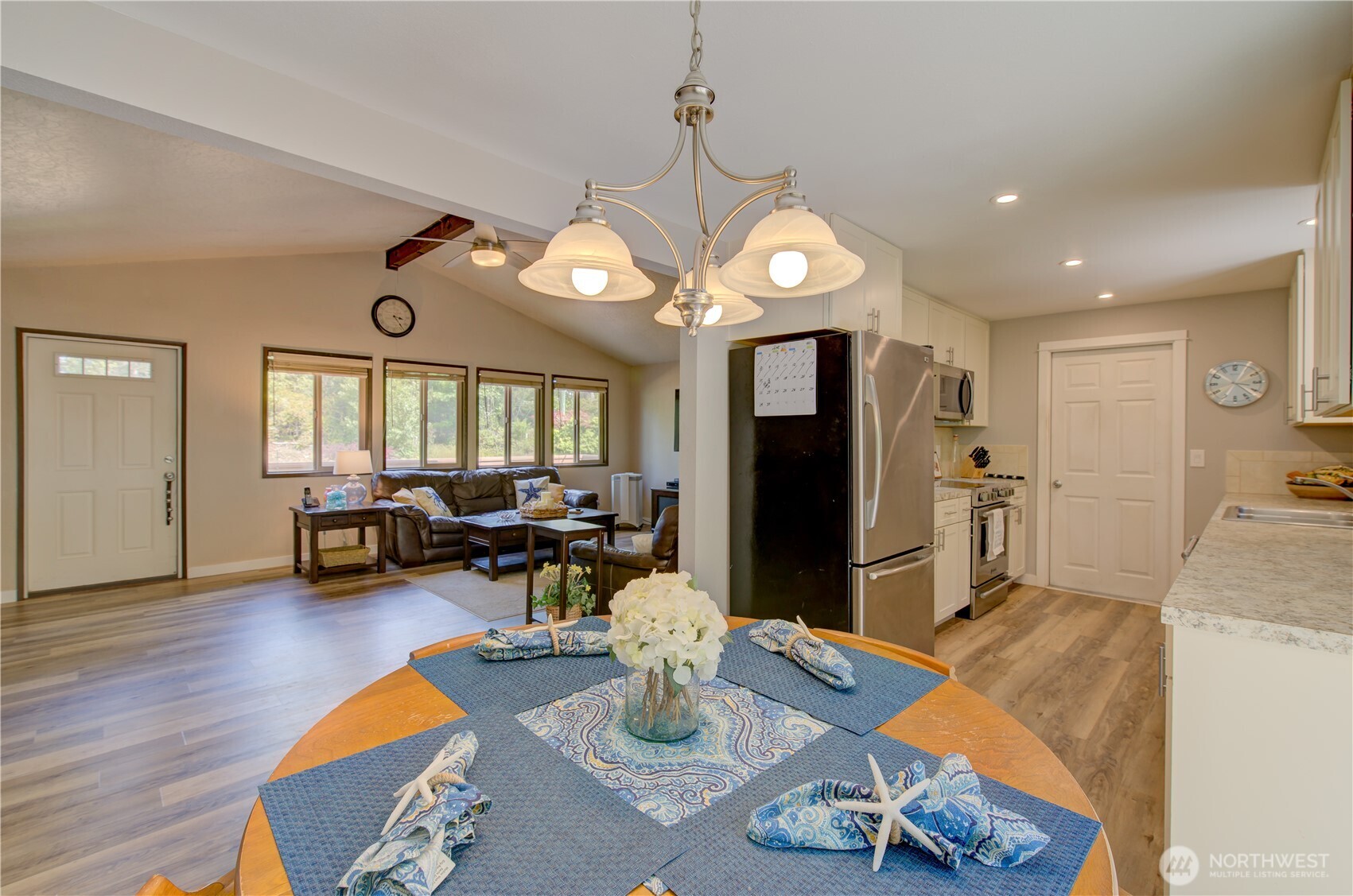 27521 U Street Property Photo 15