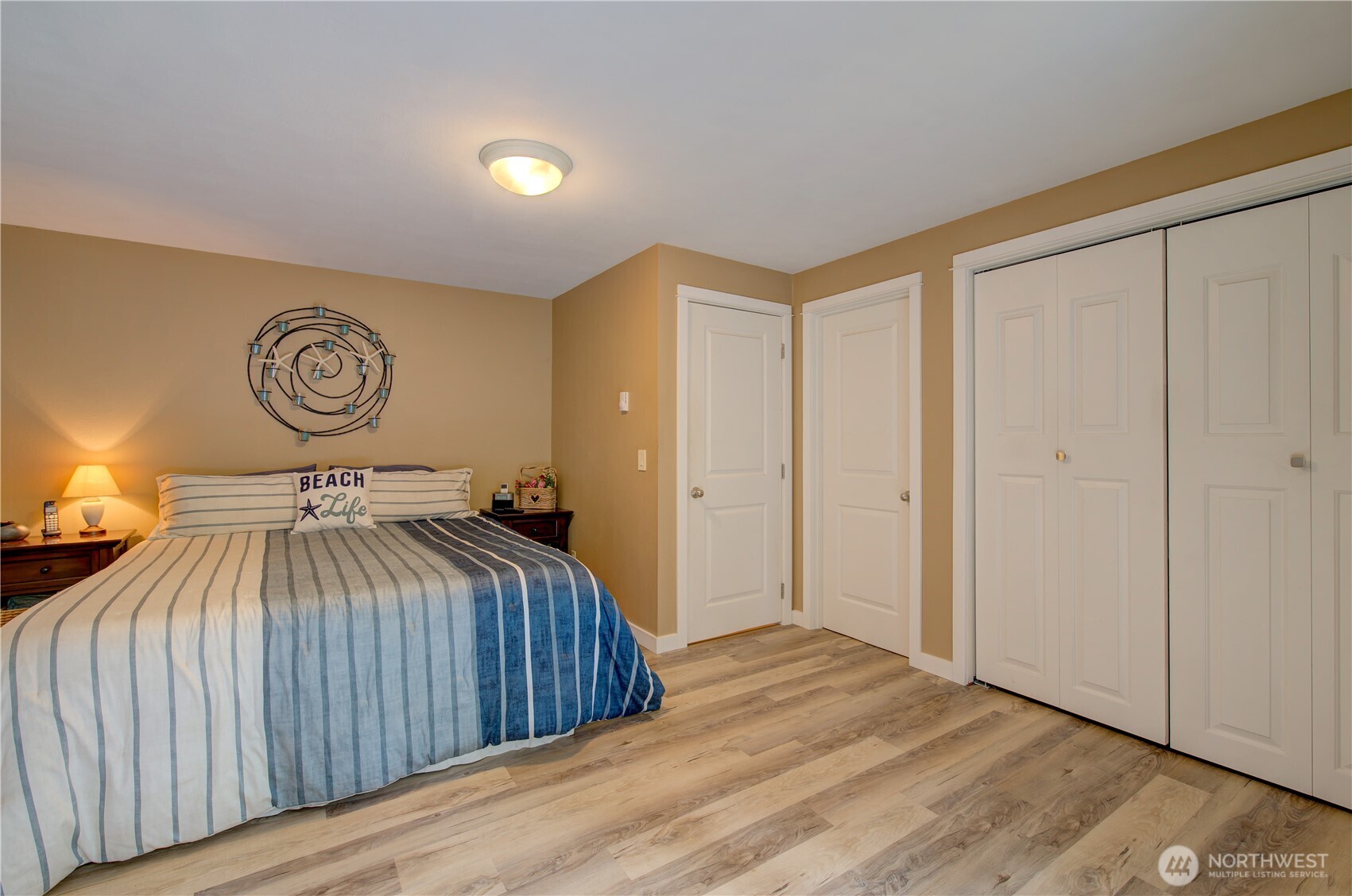 27521 U Street Property Photo 18