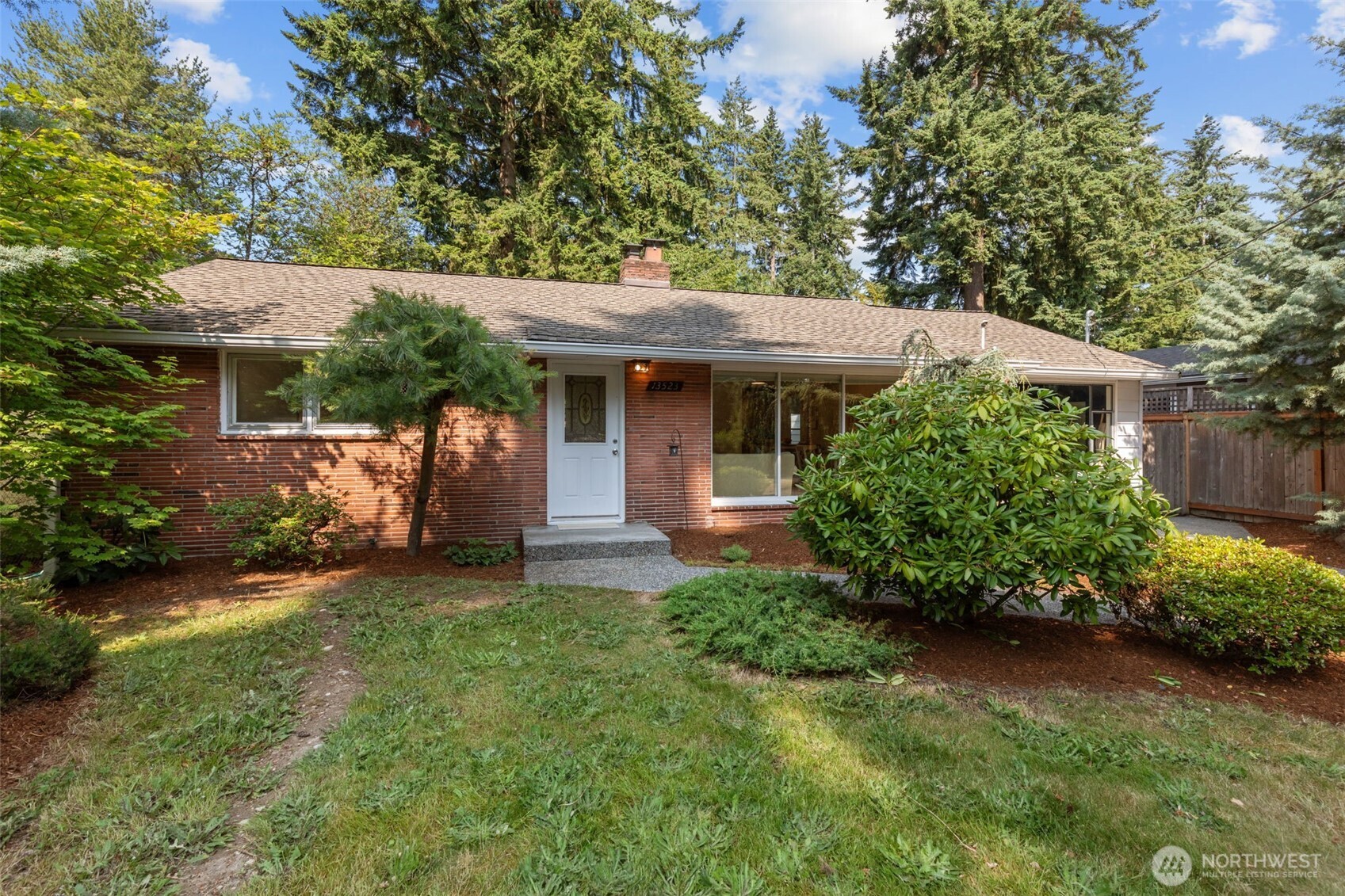 13523 23rd Place Property Photo 1