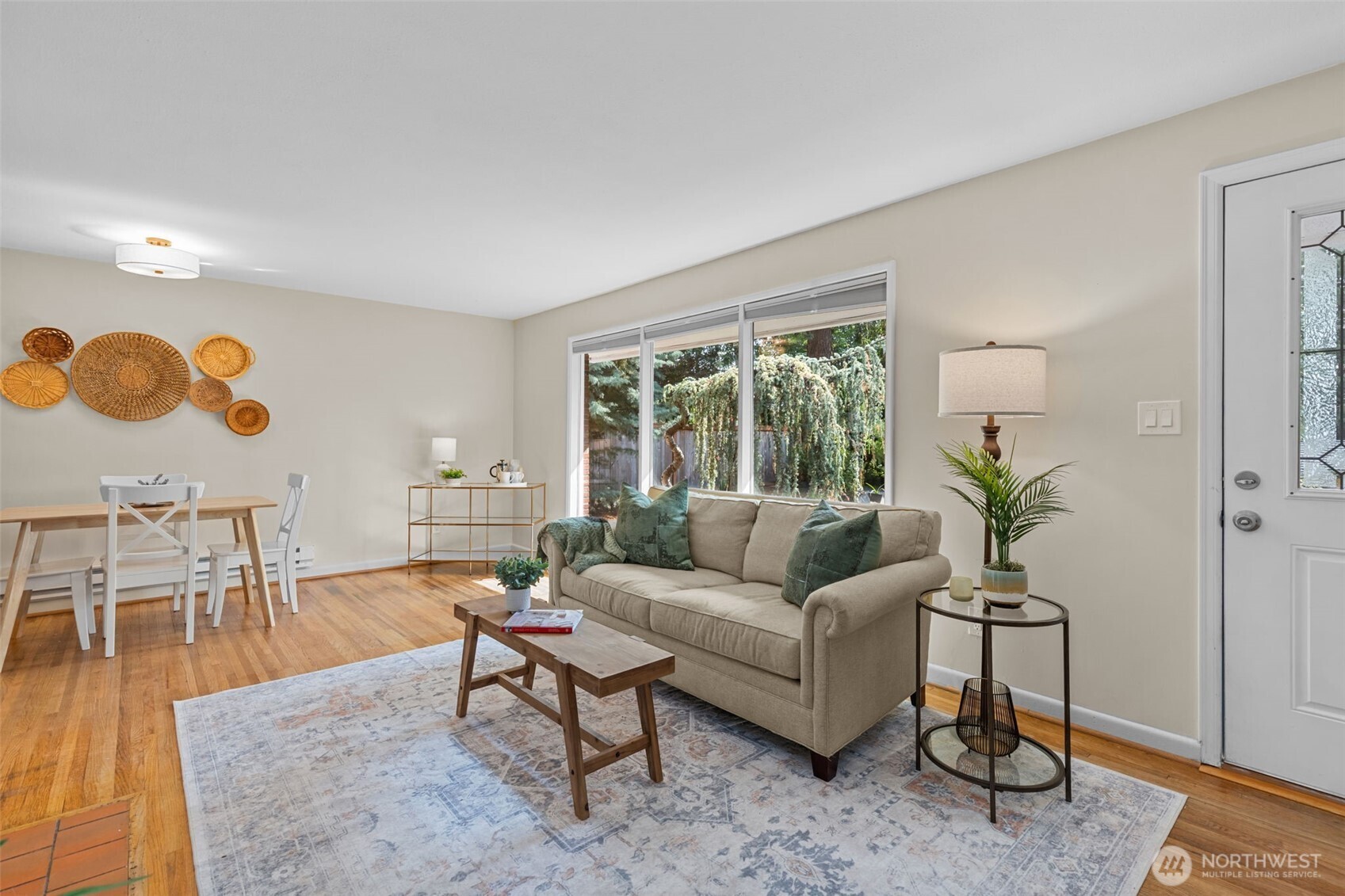 13523 23rd Place Property Photo 3