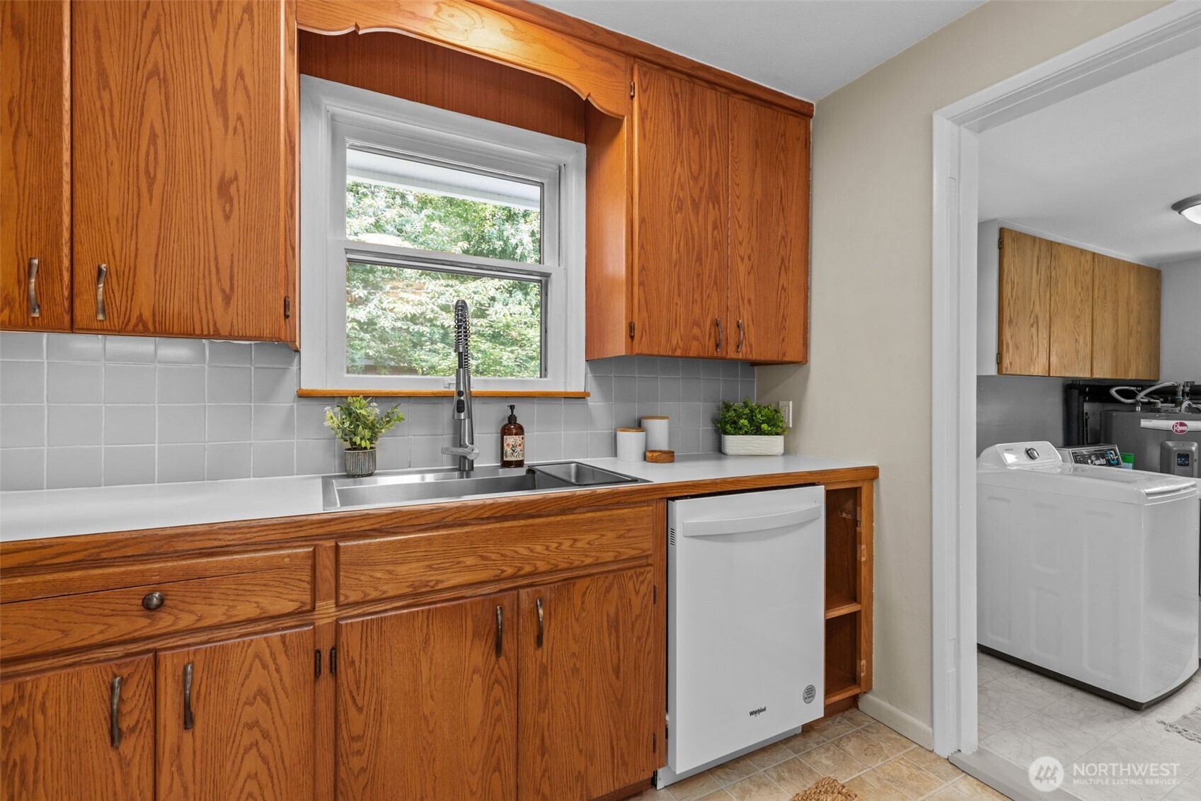 13523 23rd Place Property Photo 11