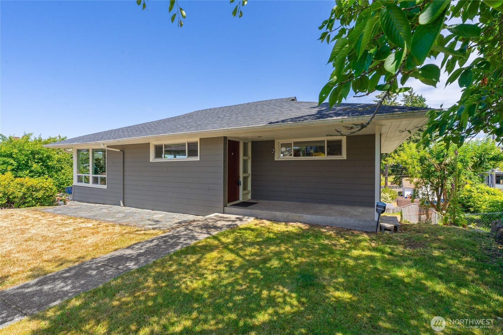 4815 N Huson Street Property Photo 1