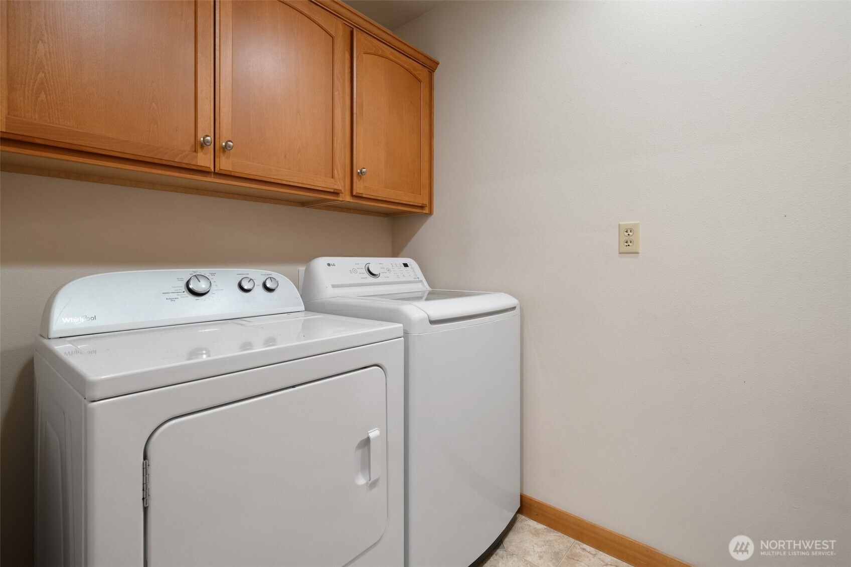 4390 Dyes Inlet Road Property Photo 16