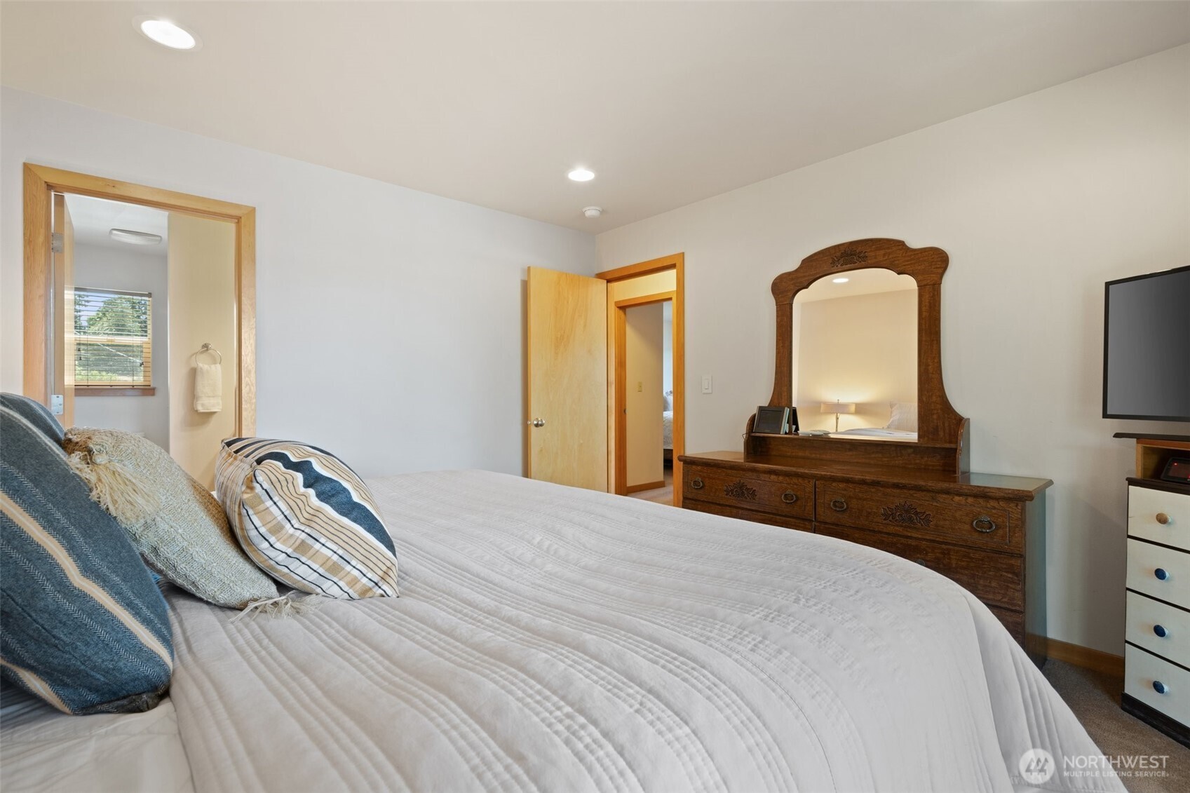 4390 Dyes Inlet Road Property Photo 19