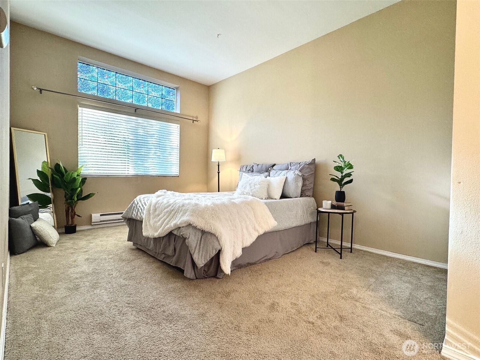 14007 69th Drive W2 Property Photo 10