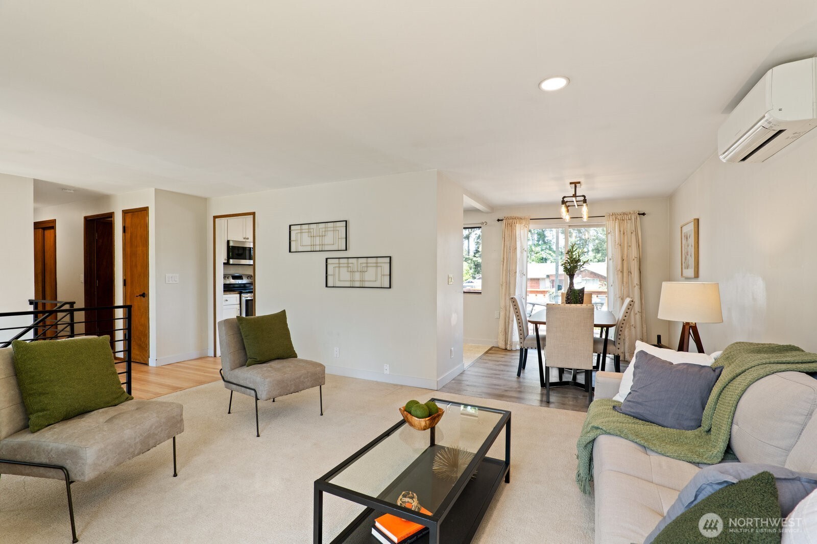 8815 221st Place Property Photo 7