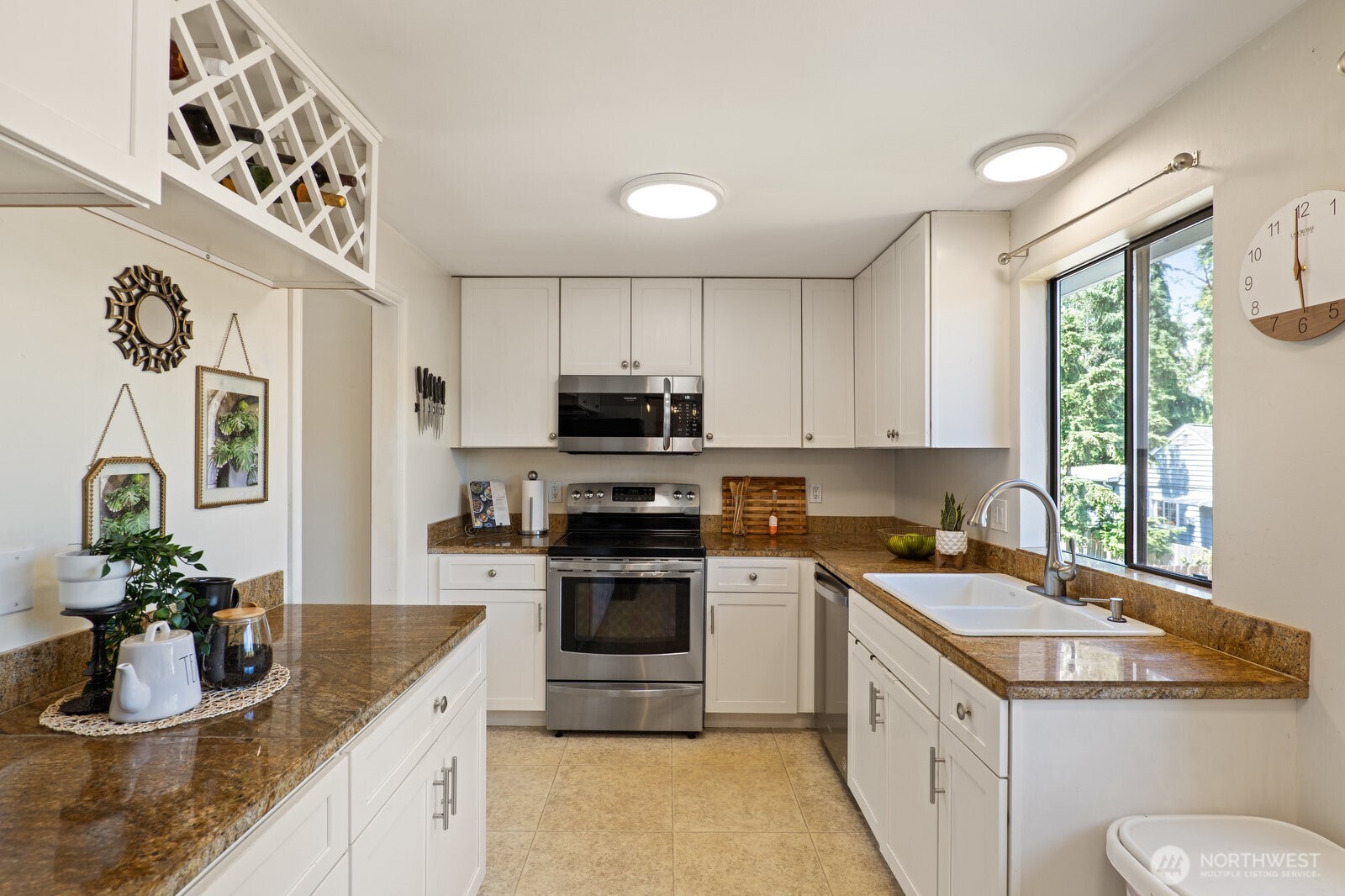8815 221st Place Property Photo 12