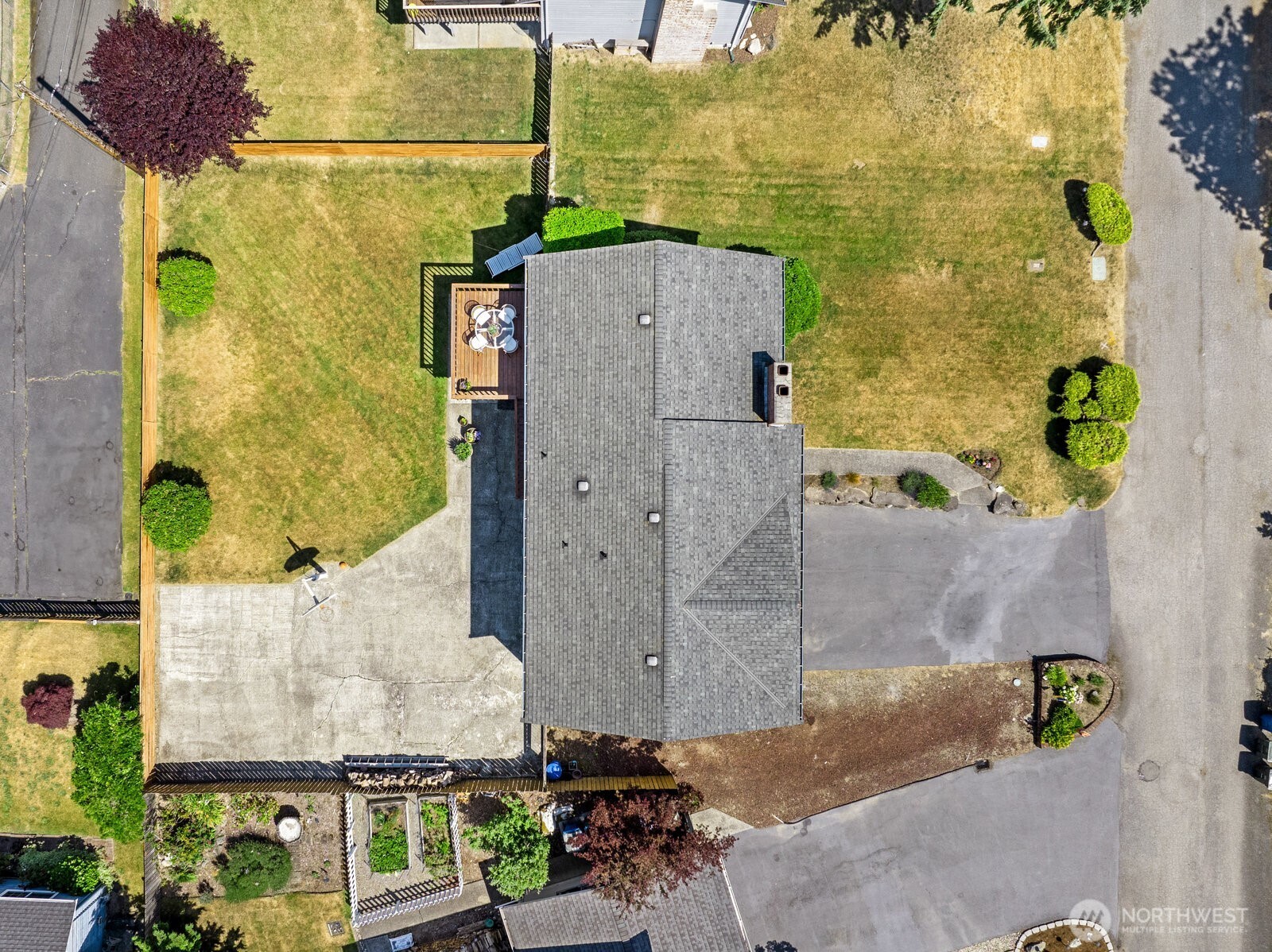8815 221st Place Property Photo 32