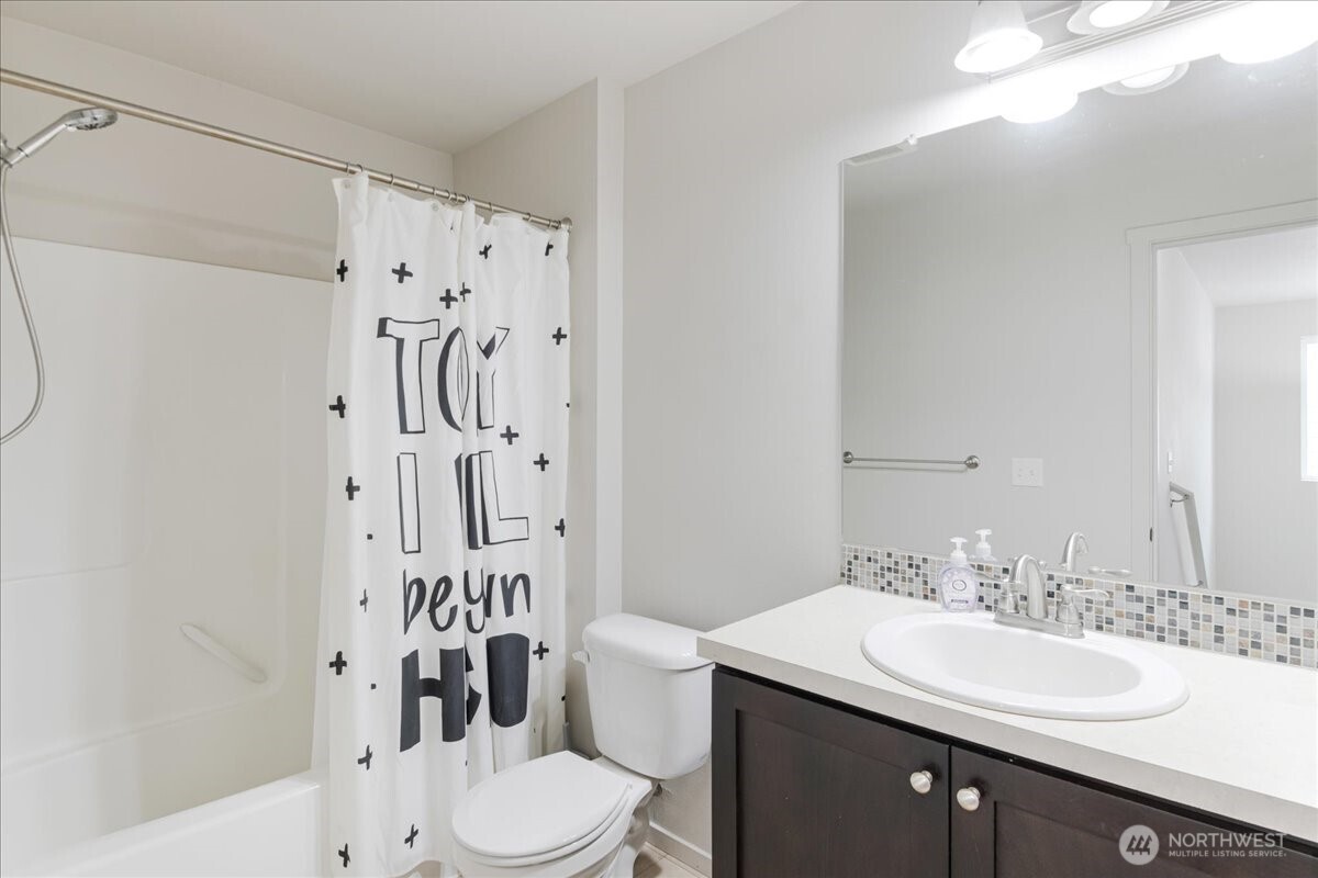 12529 Ne 114th Way Property Photo 29
