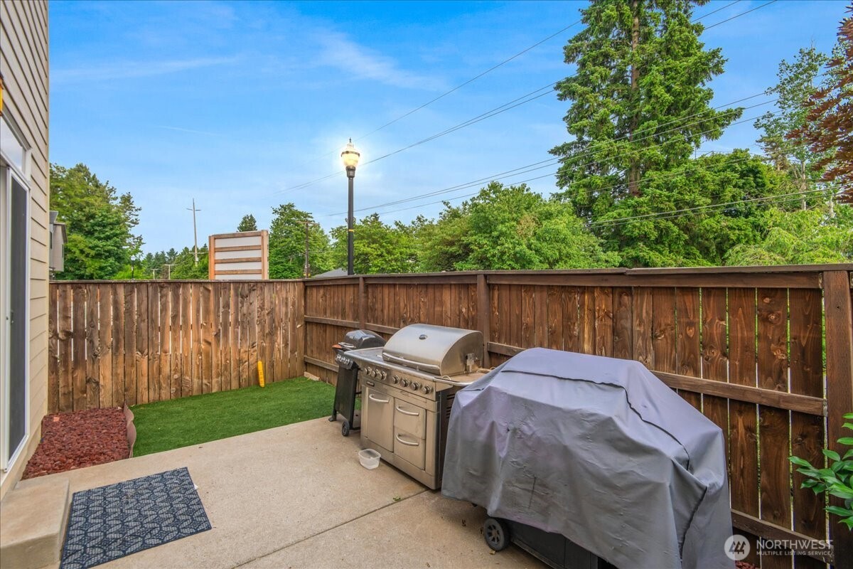 12529 Ne 114th Way Property Photo 32