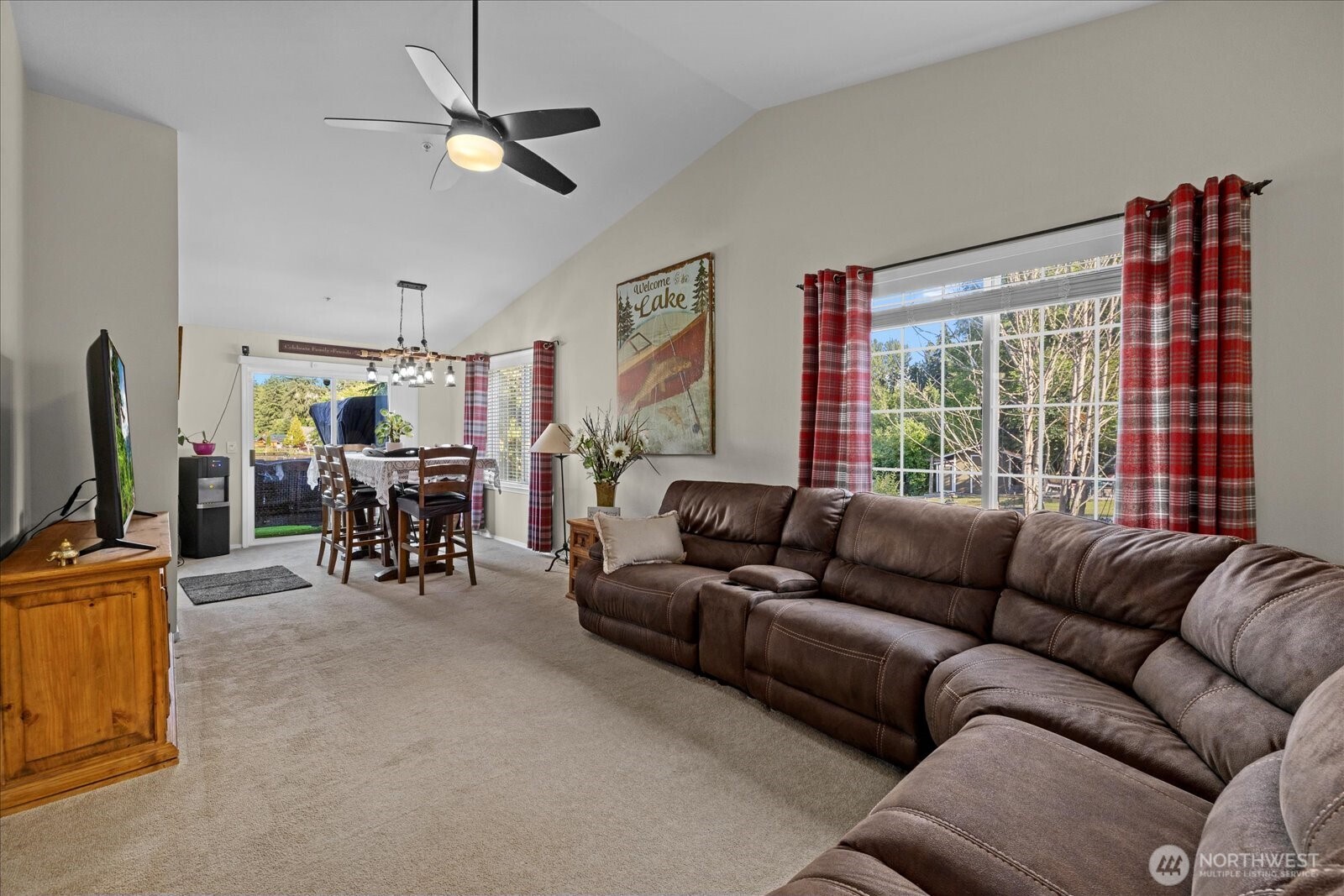 32421 Whitman Lake Drive Property Photo 6
