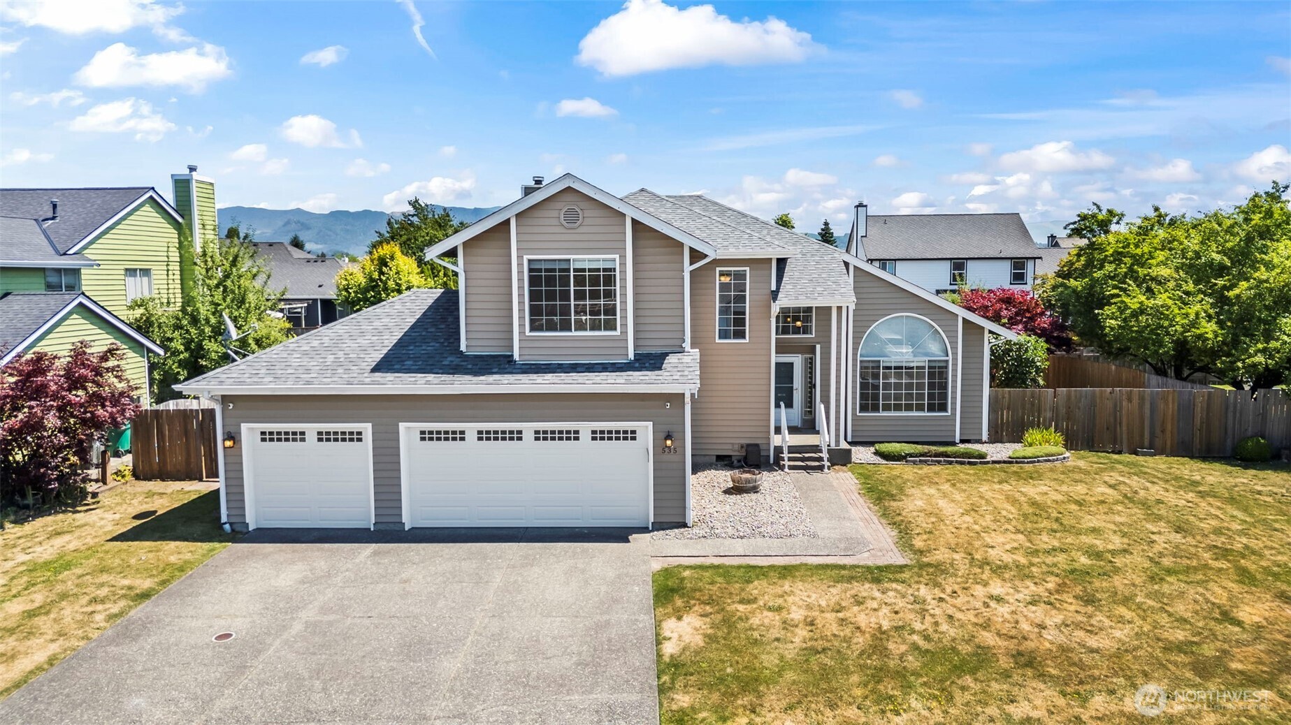 535 Blanchat Court Property Photo 1