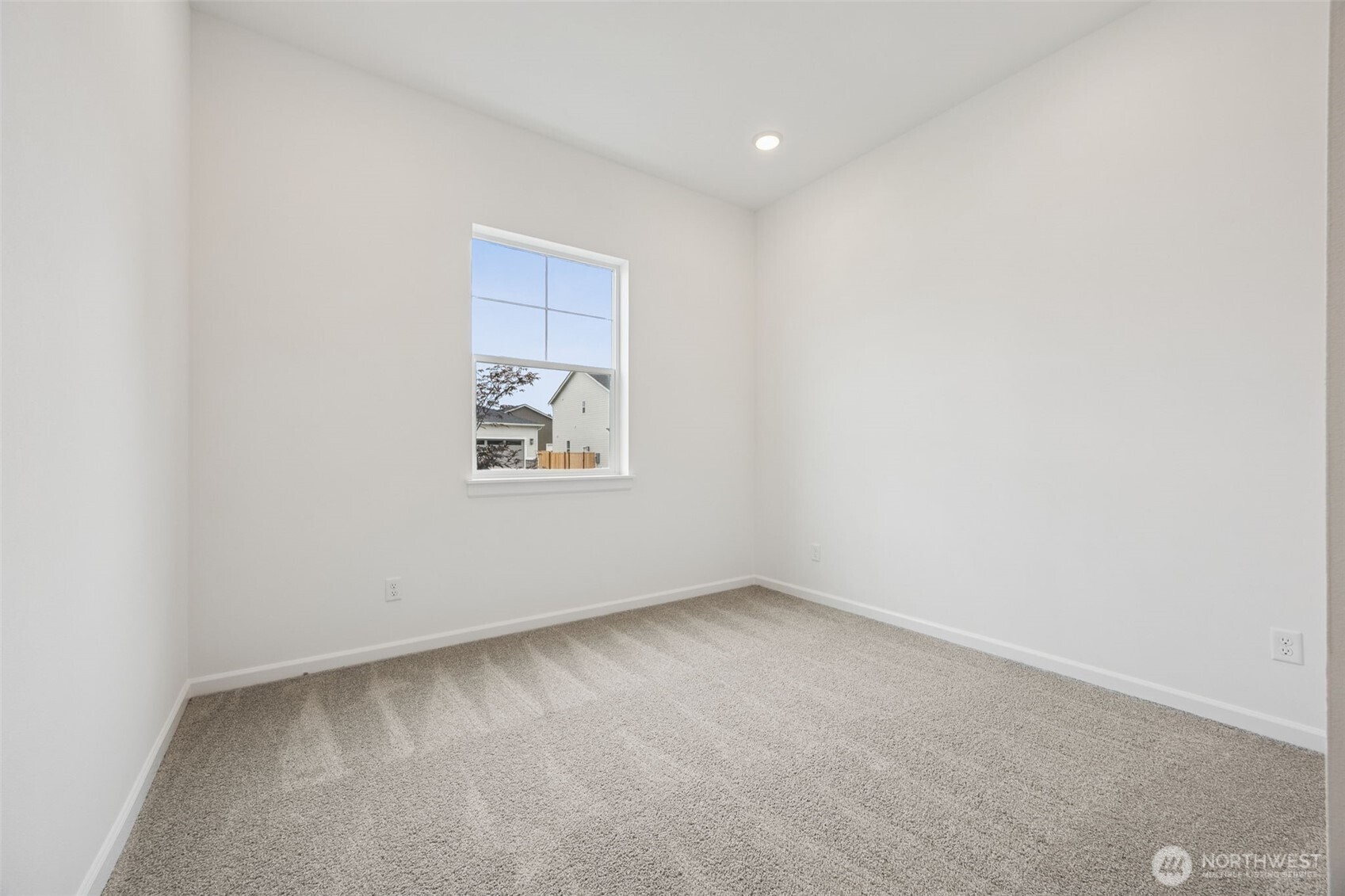 959 Lucas Avenue 15 Property Photo 7