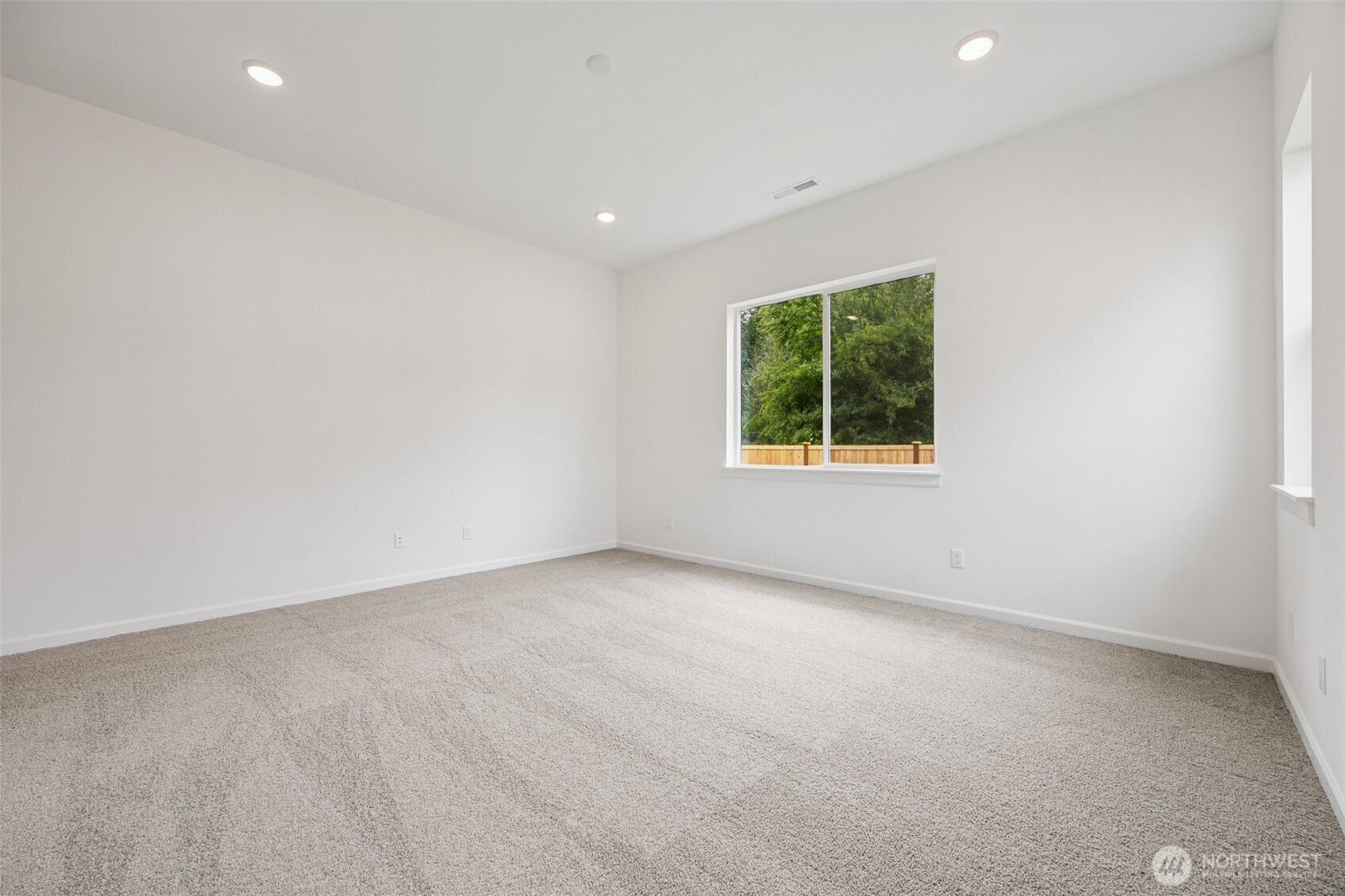 959 Lucas Avenue 15 Property Photo 14
