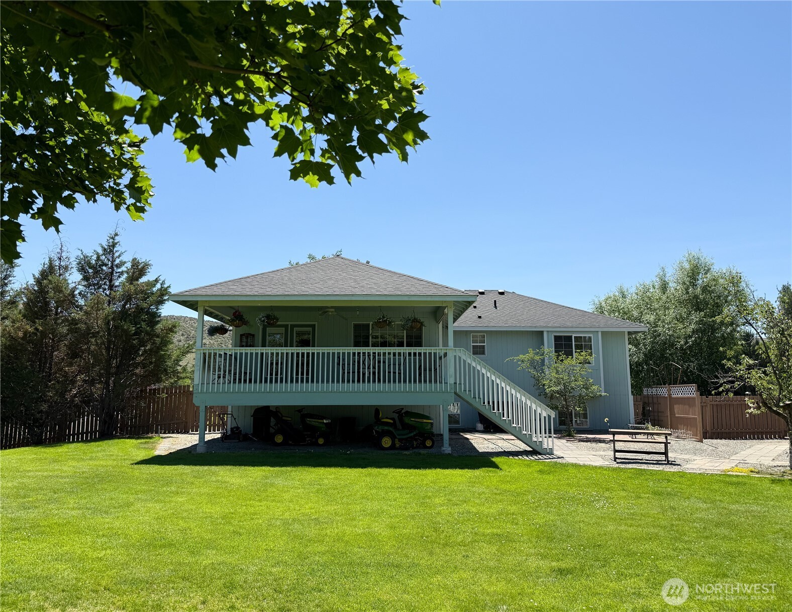 16 River Overlook Street Property Photo 5