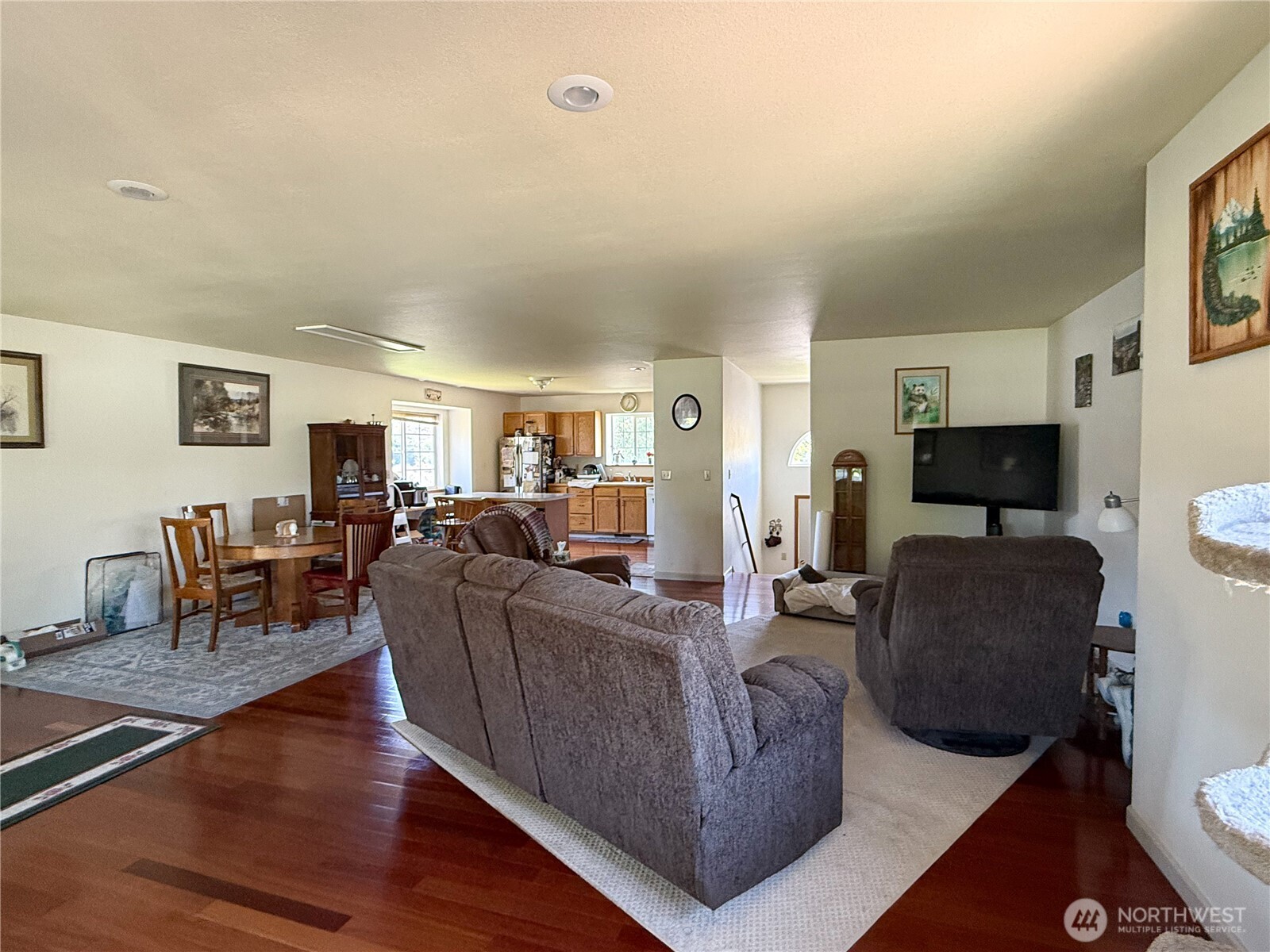 16 River Overlook Street Property Photo 6
