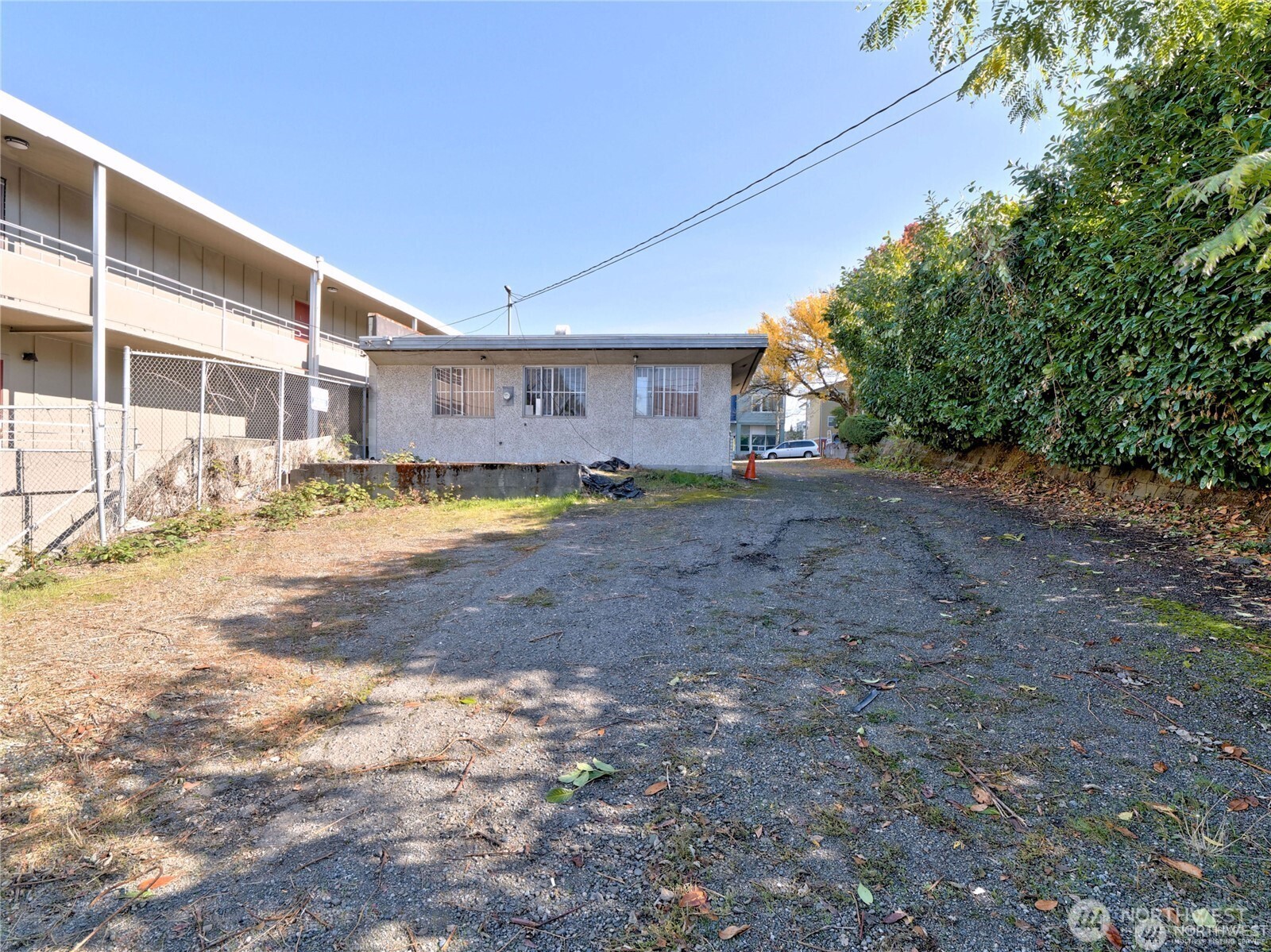 6517 35th Avenue Property Photo 4