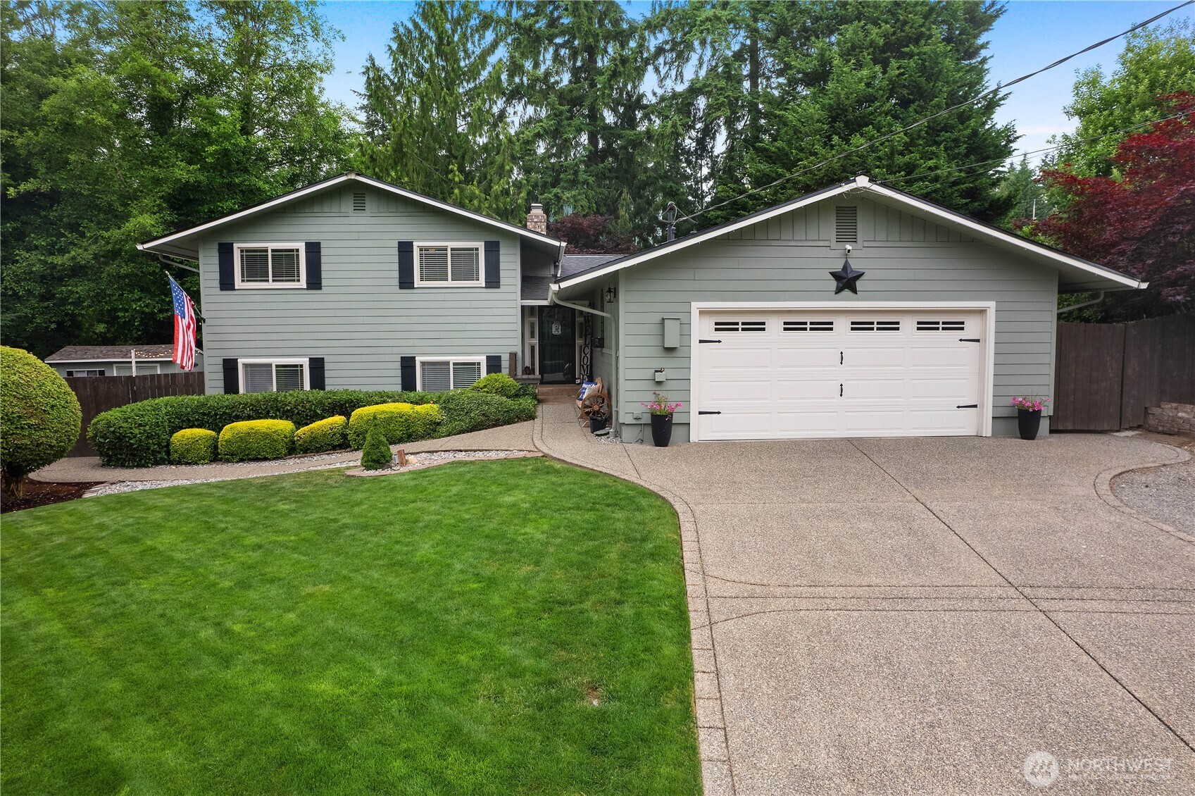 4121 54th Street Ct Property Photo 1