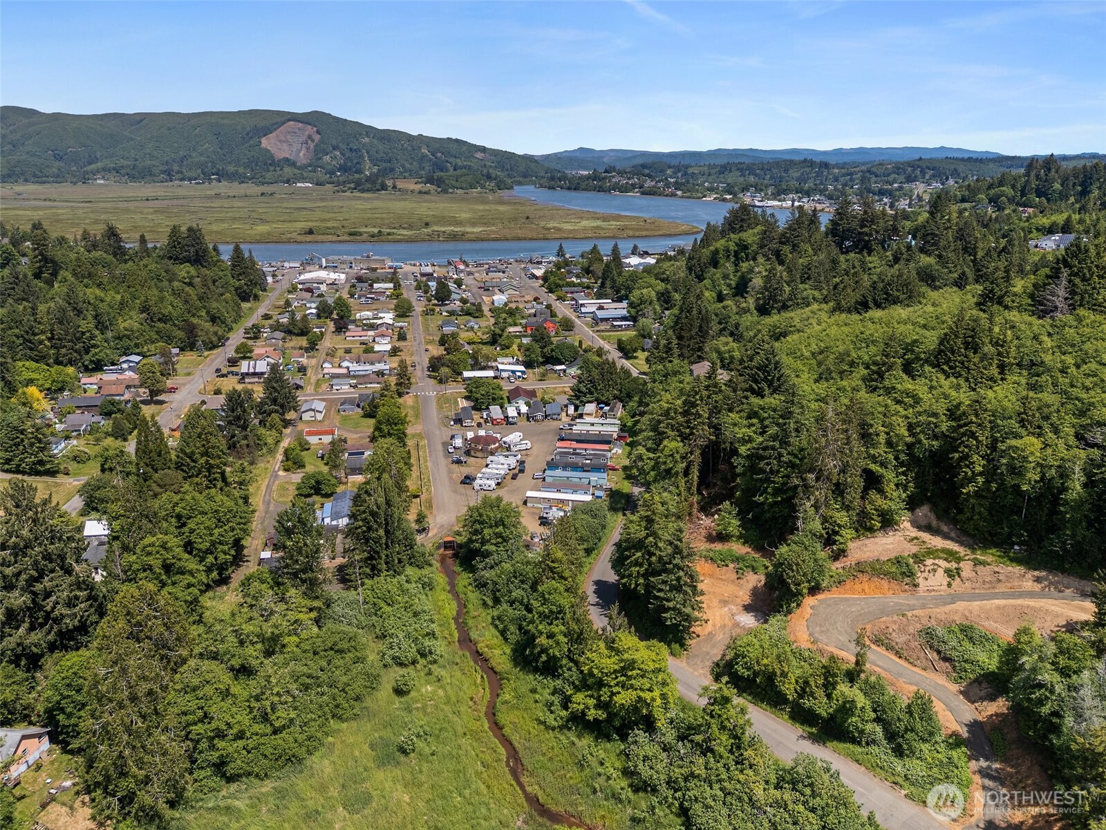 620 Willapa Avenue Property Photo 1