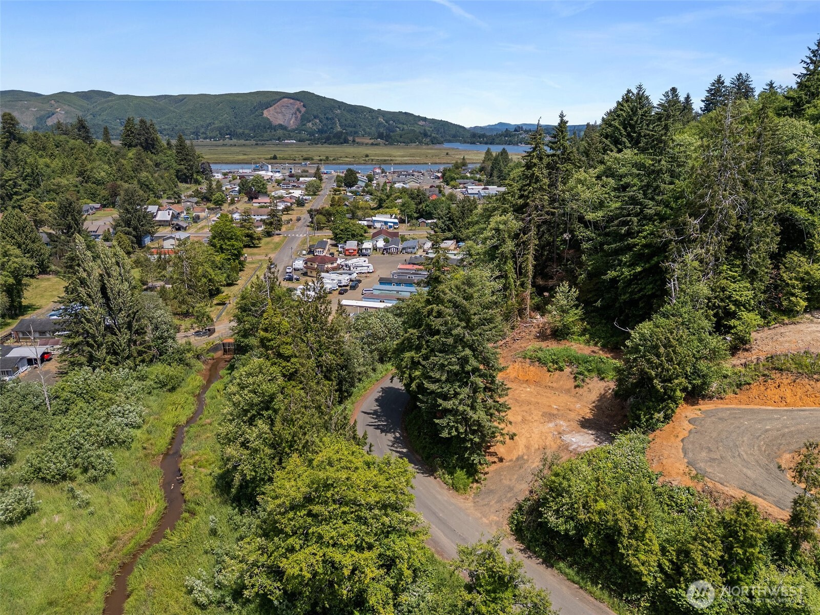 620 Willapa Avenue Property Photo 12