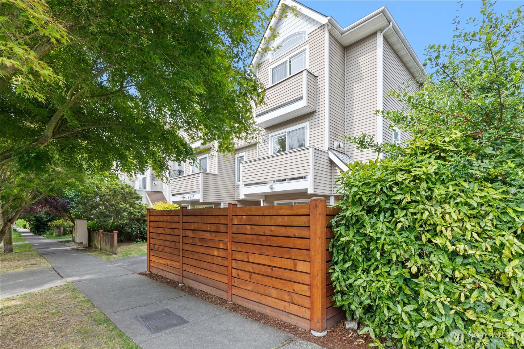 8825 Stone Avenue D Property Photo 1