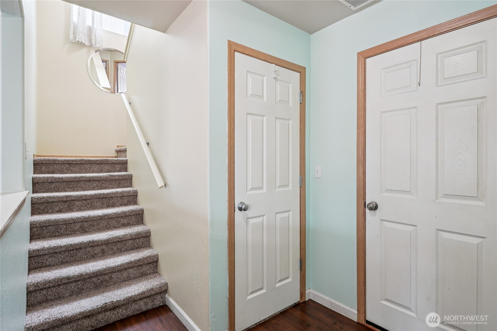 17707 1st Avenue Ct Property Photo 3