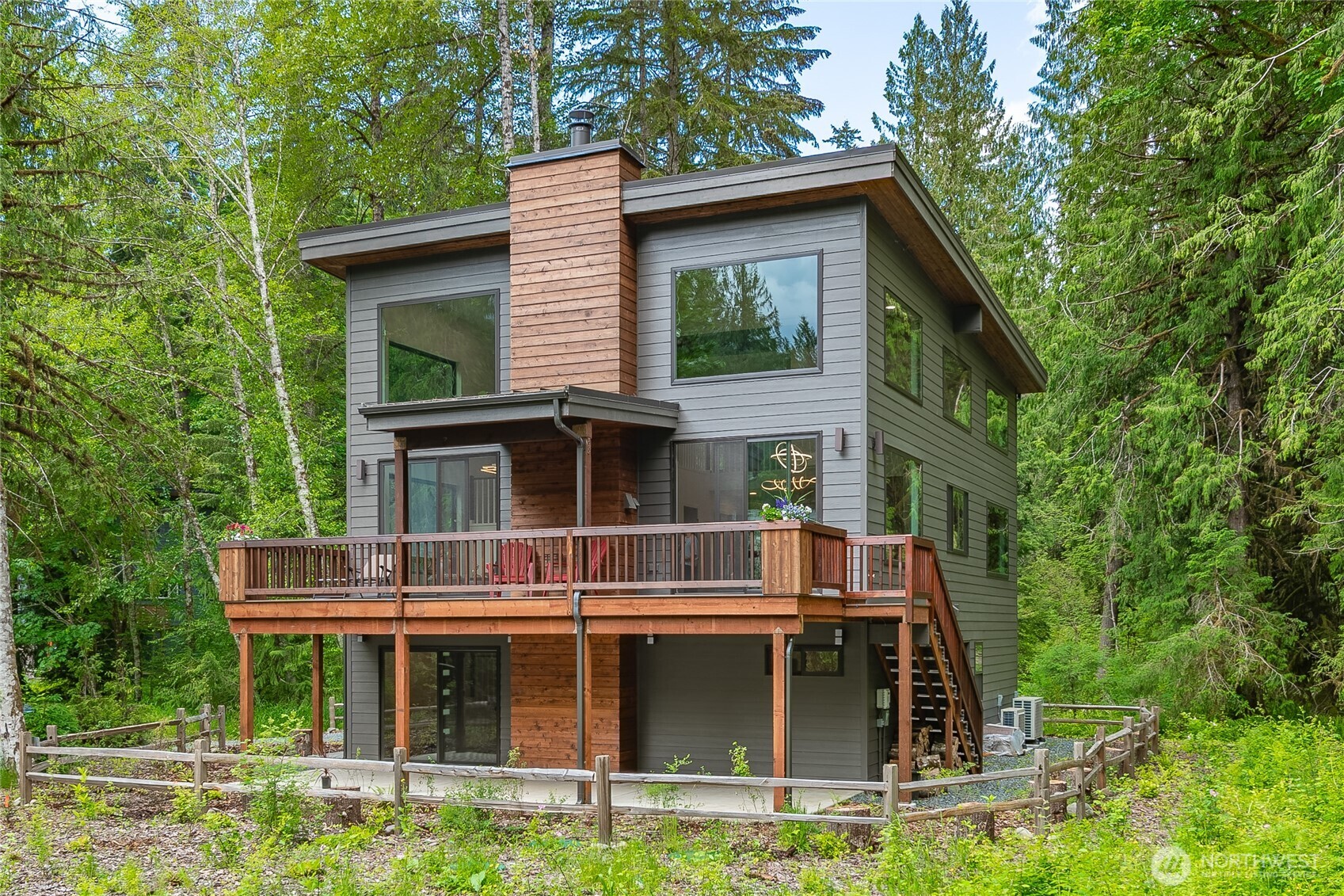12031 Shuksan Rim Drive Property Photo 1