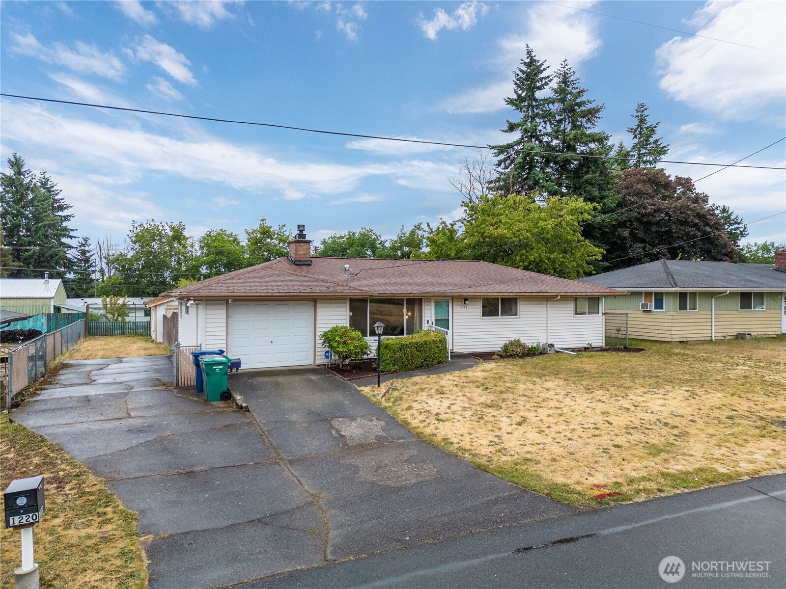 1220 S 313th Street Property Photo 1