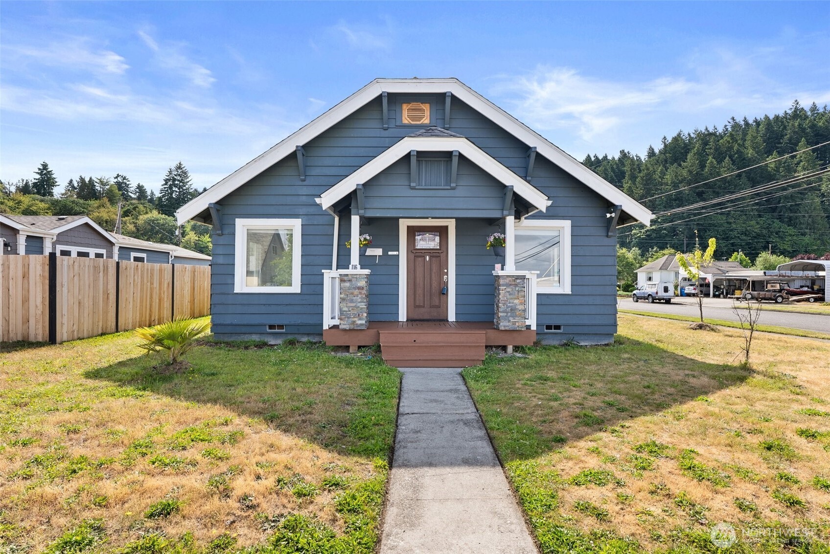 116 S Diamond Street Property Photo 1