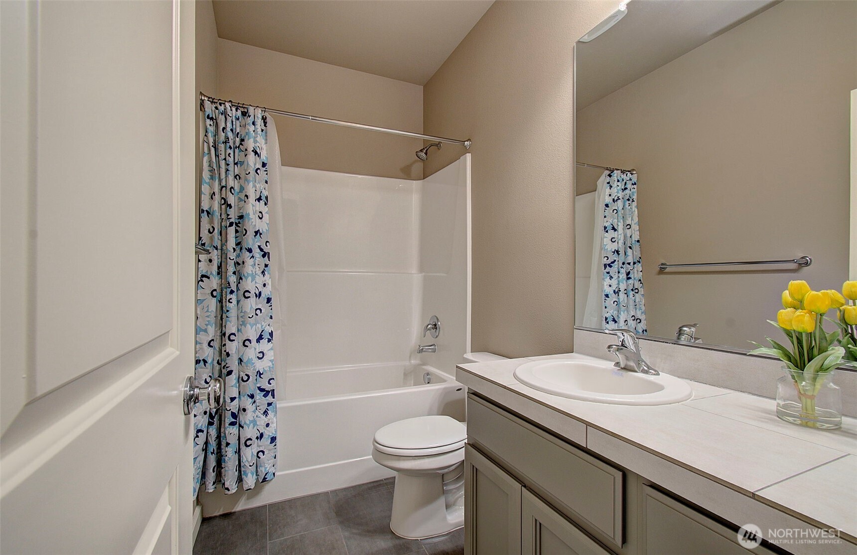 9817 Ne 106th Street Property Photo 8