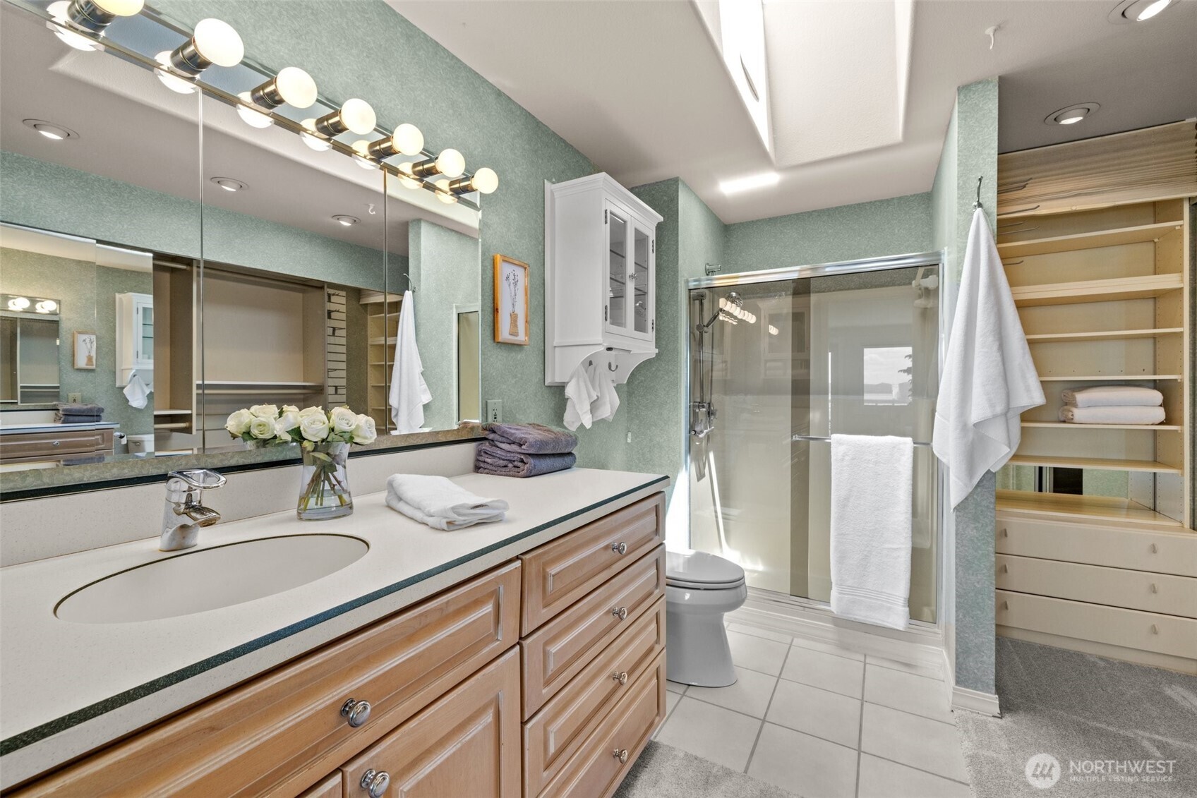 310 Gays Drive Property Photo 15