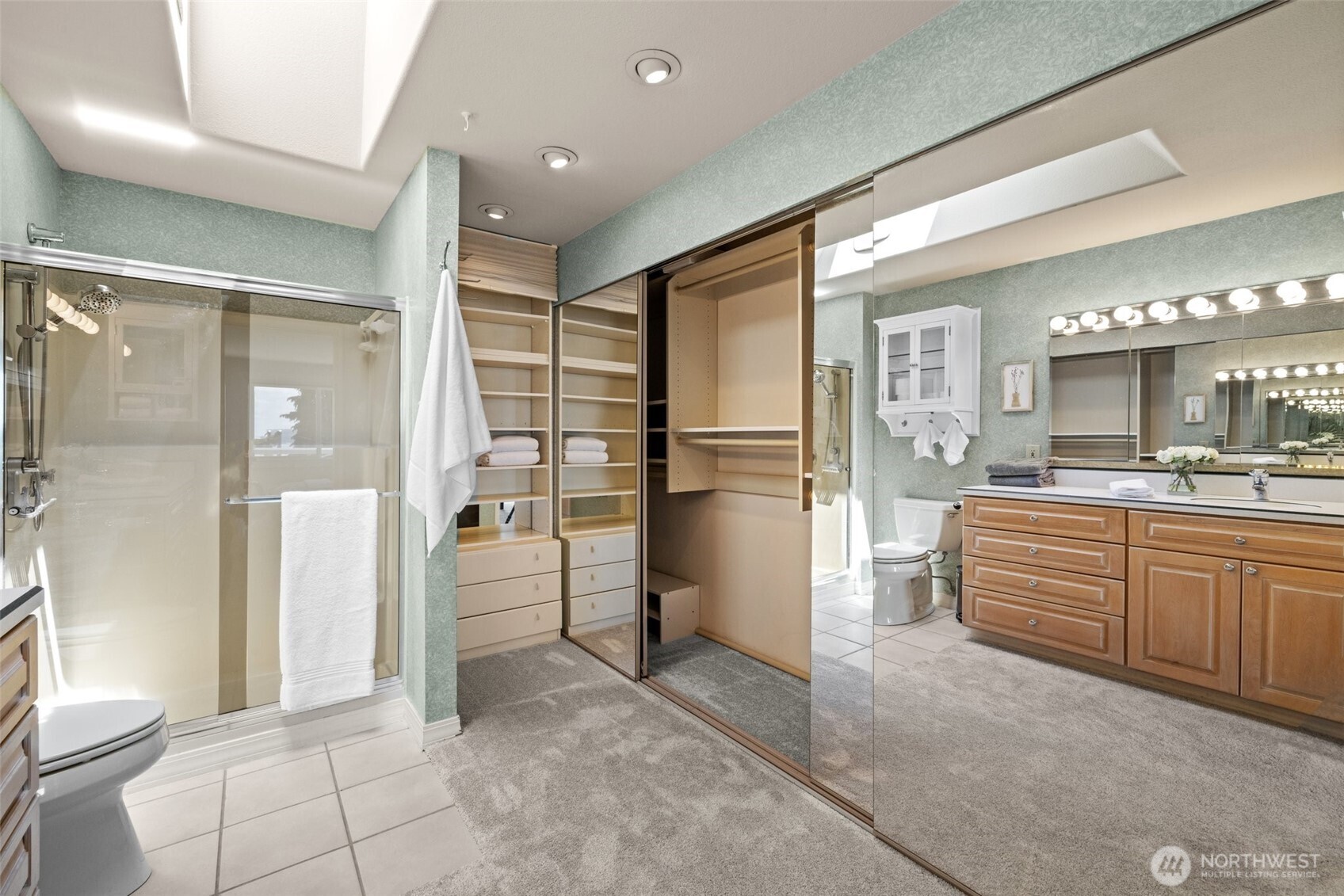 310 Gays Drive Property Photo 16