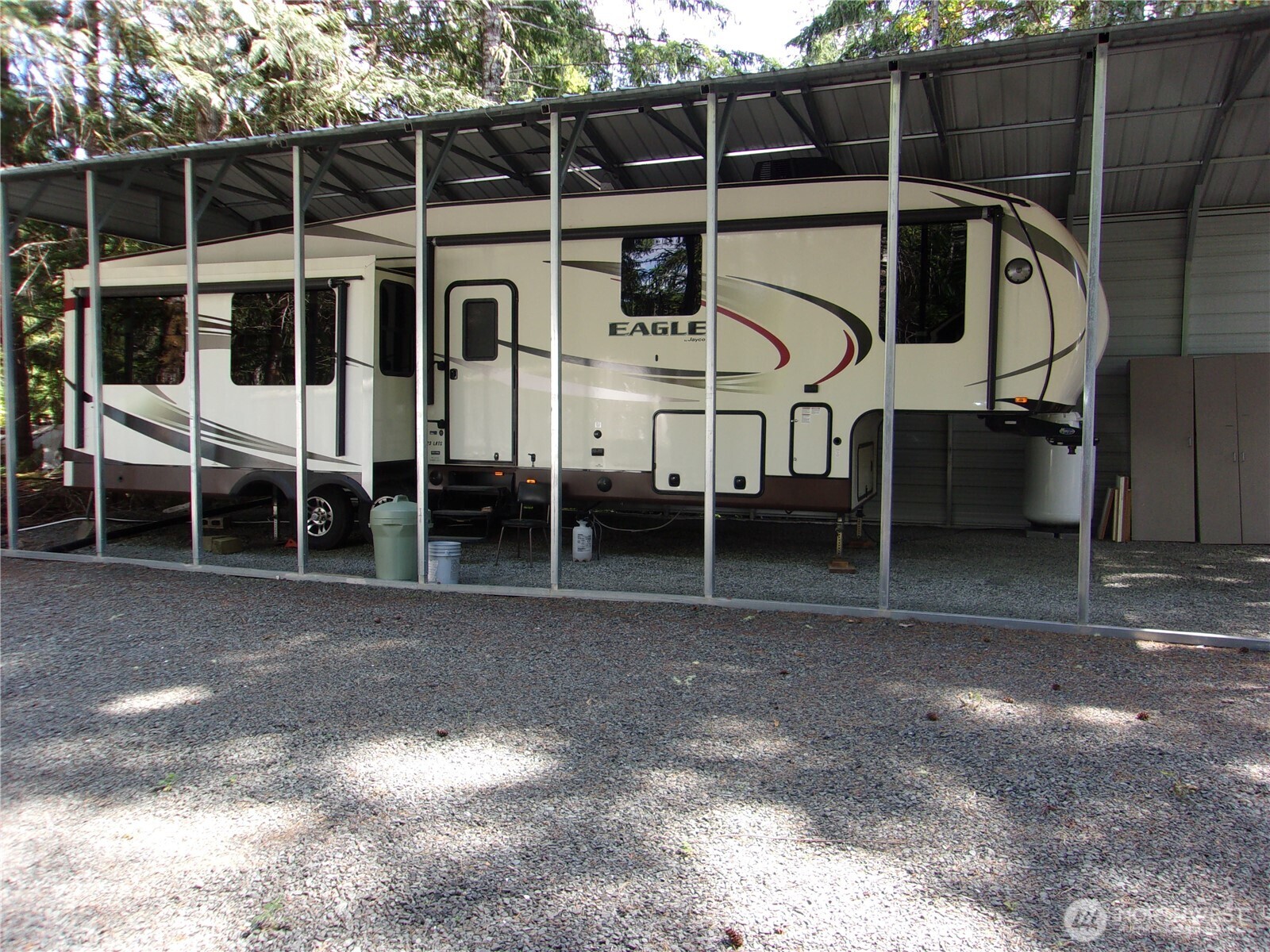 60 King Drive Property Photo 1