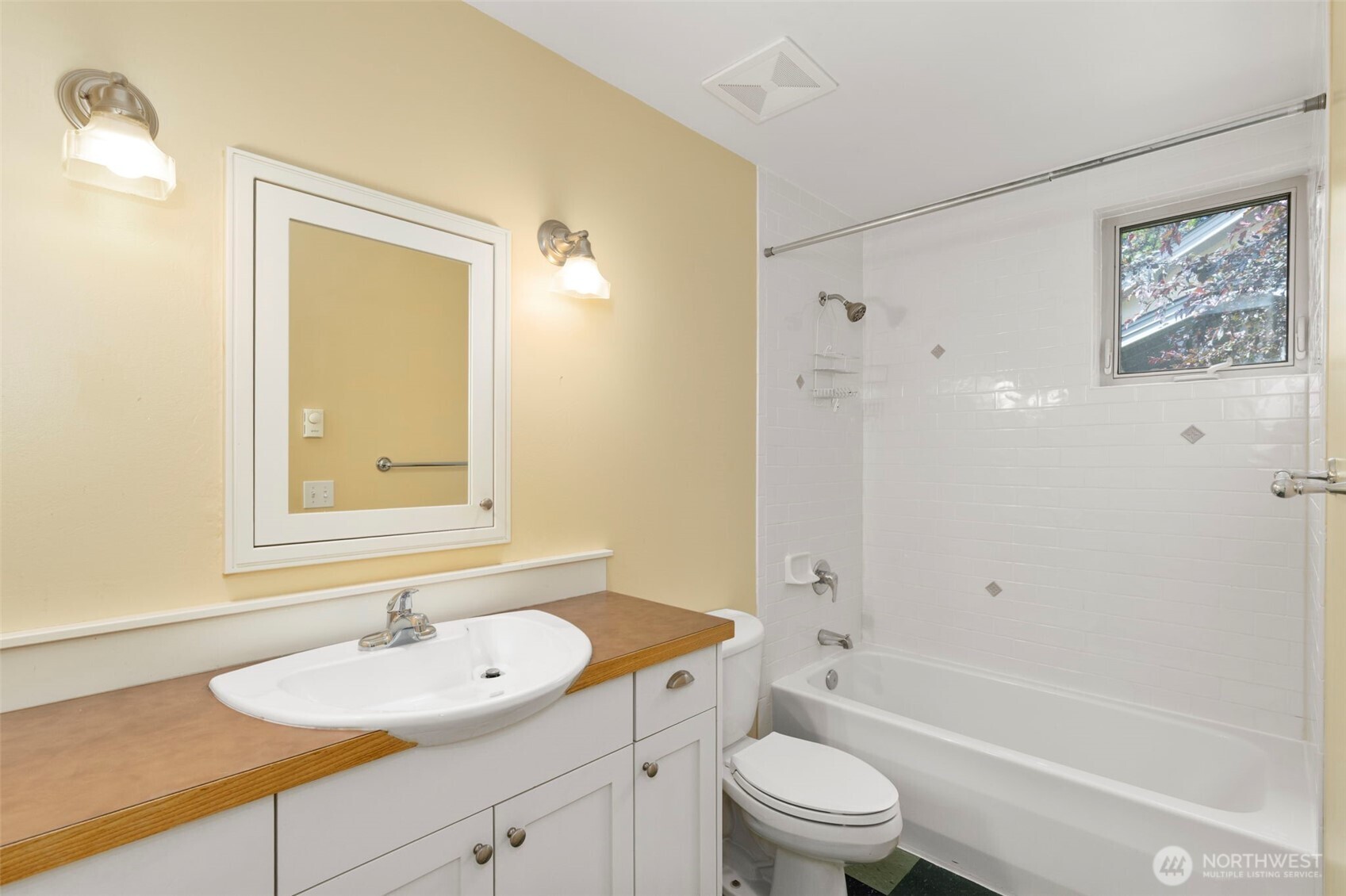 2910 Kimball Court 4 Property Photo 20