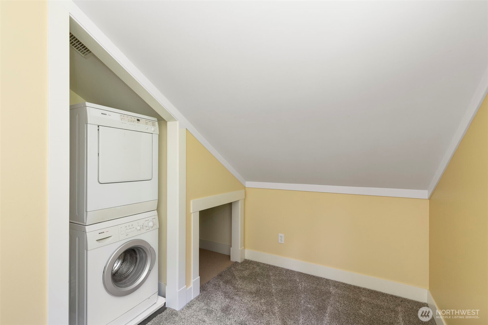 2910 Kimball Court 4 Property Photo 24