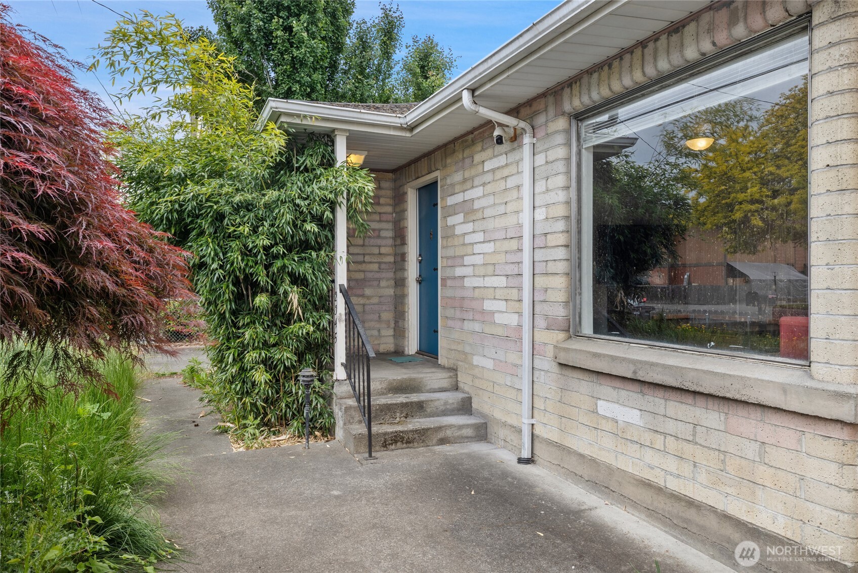 2345 I Street Property Photo 1