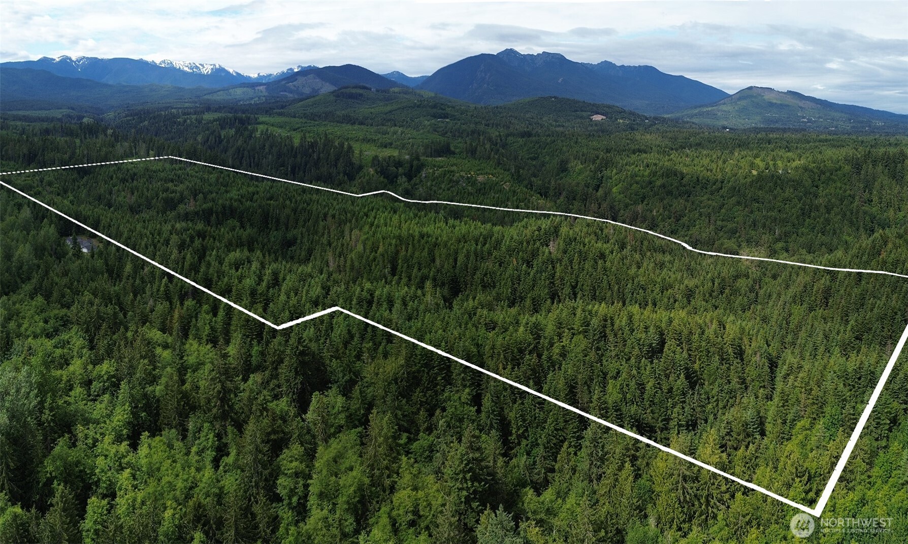 9999 Blue Mountain Road Property Photo 2