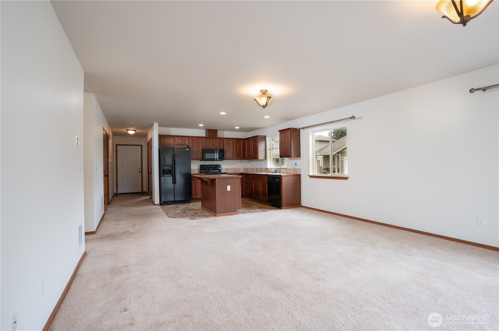 20614 6th Avenue Ct Property Photo 9