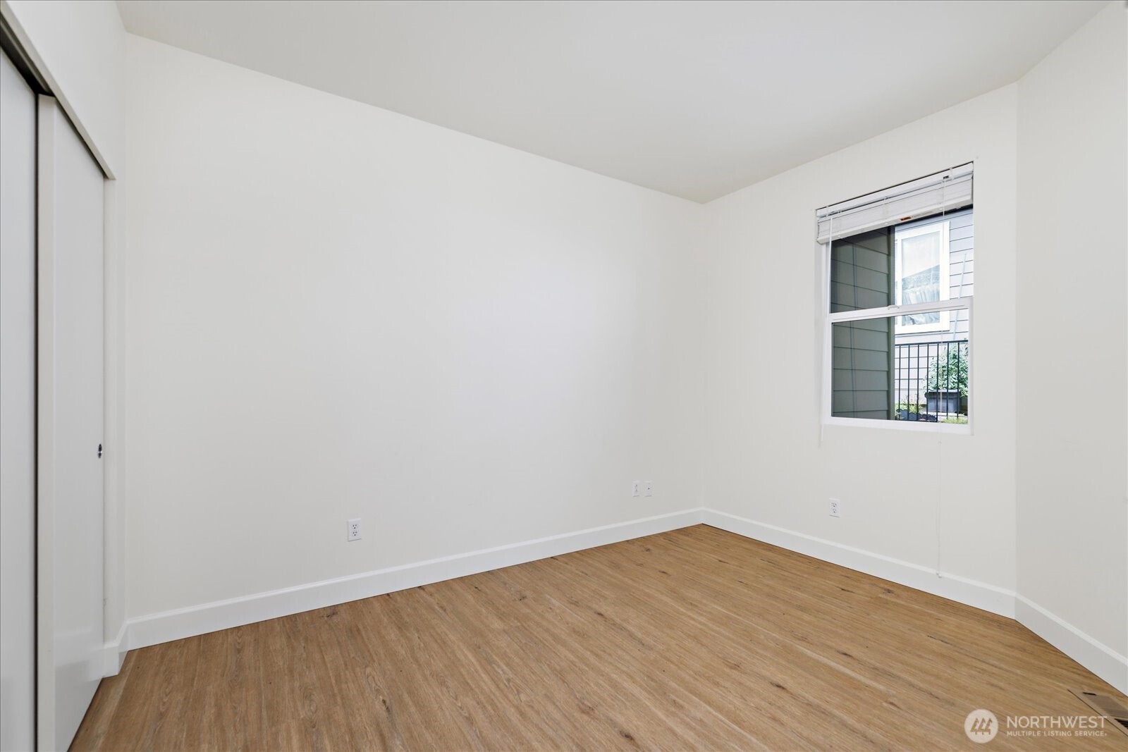 13720 231st Lane Property Photo 18