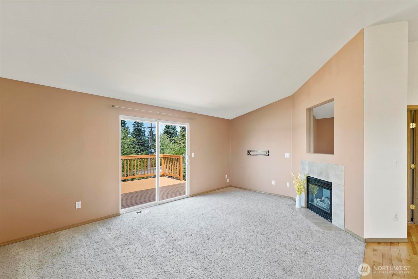 8506 8th Court Property Photo 6