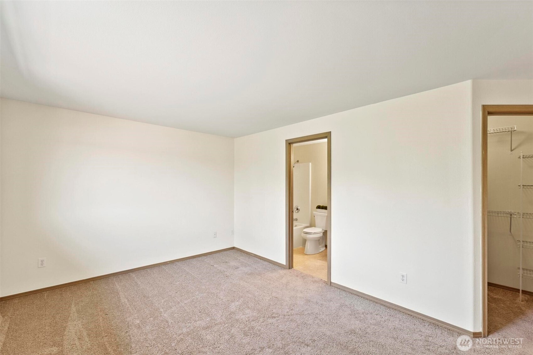 8506 8th Court Property Photo 12