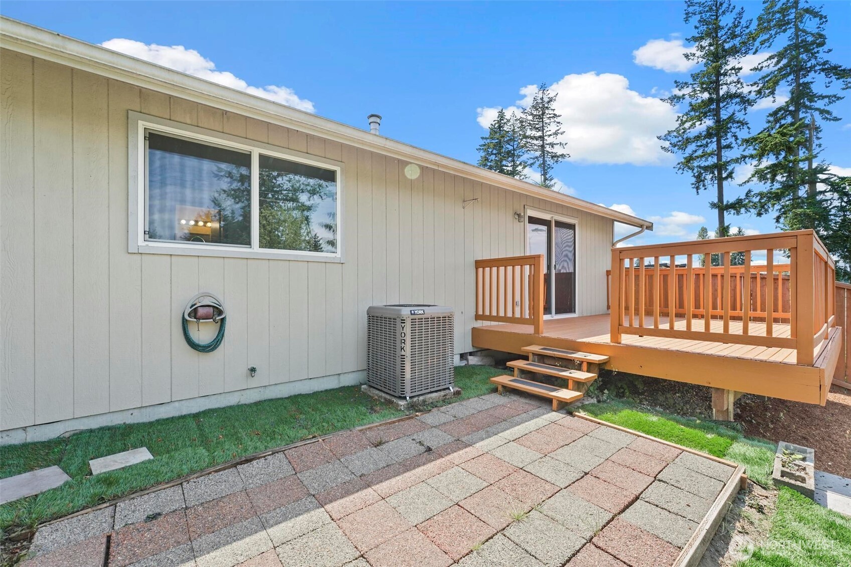 8506 8th Court Property Photo 25