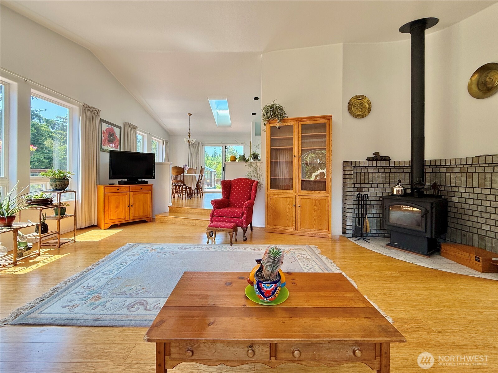 10 Davenhill Lane Property Photo 7