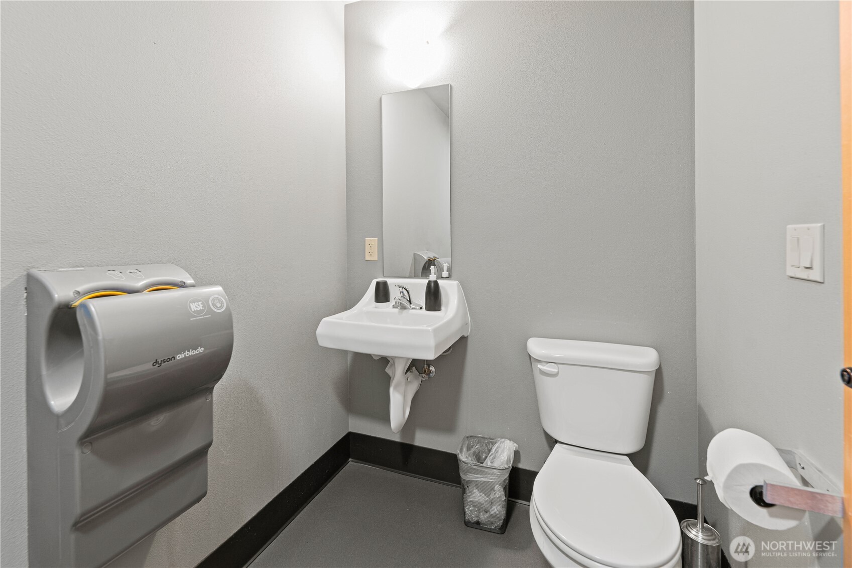305 Blair Avenue Property Photo 23